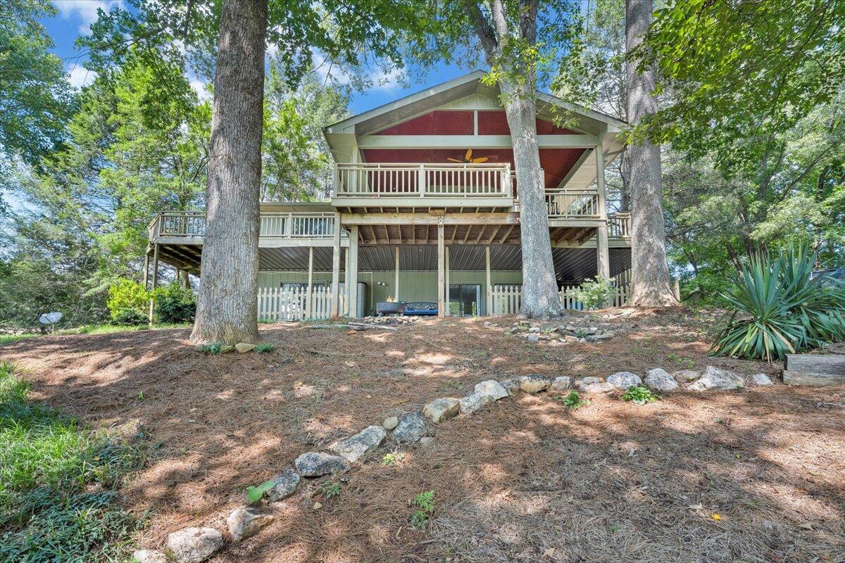 112 Crescent LN