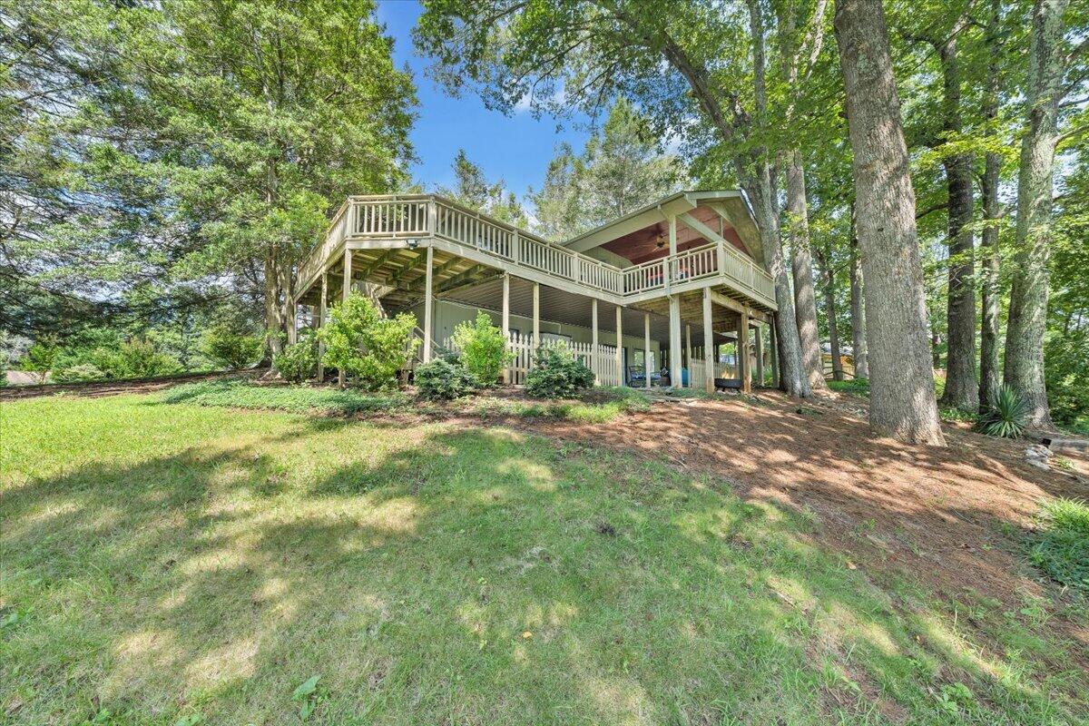 112 Crescent LN