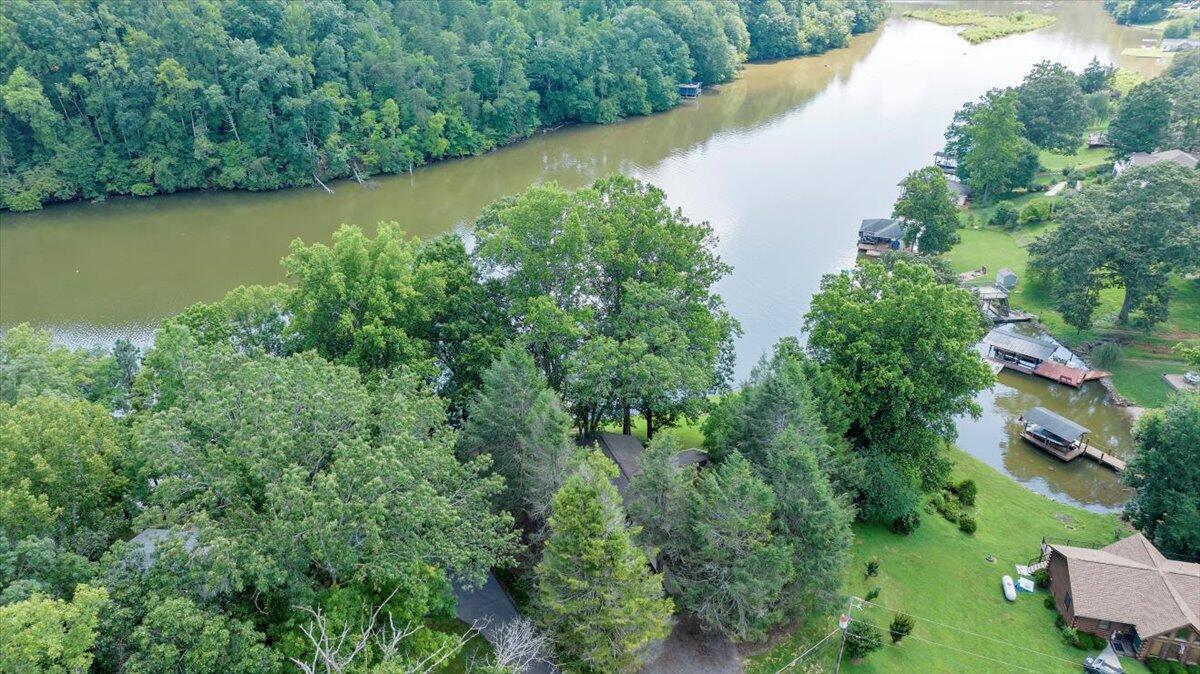 112 Crescent LN