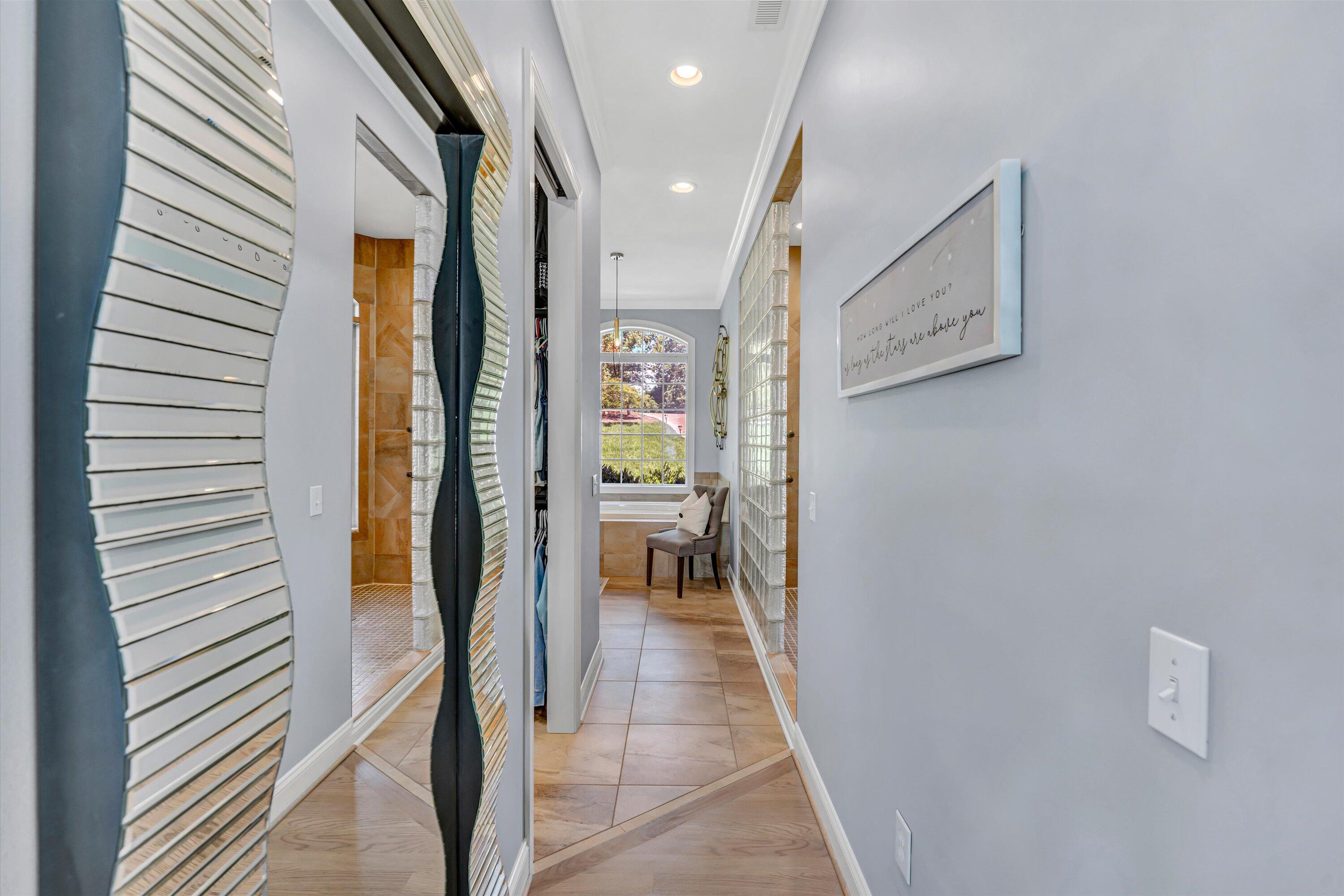 60 Westridge LN