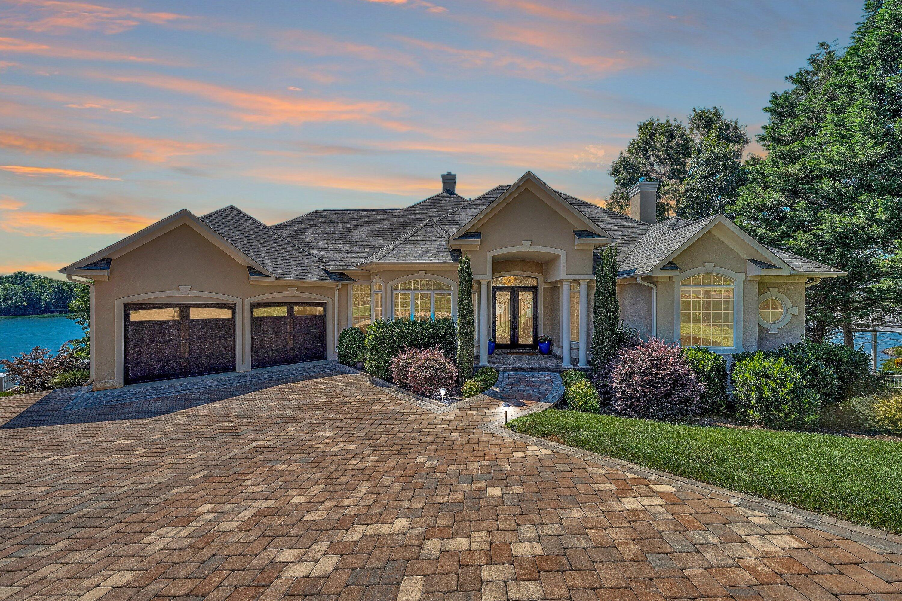 60 Westridge LN