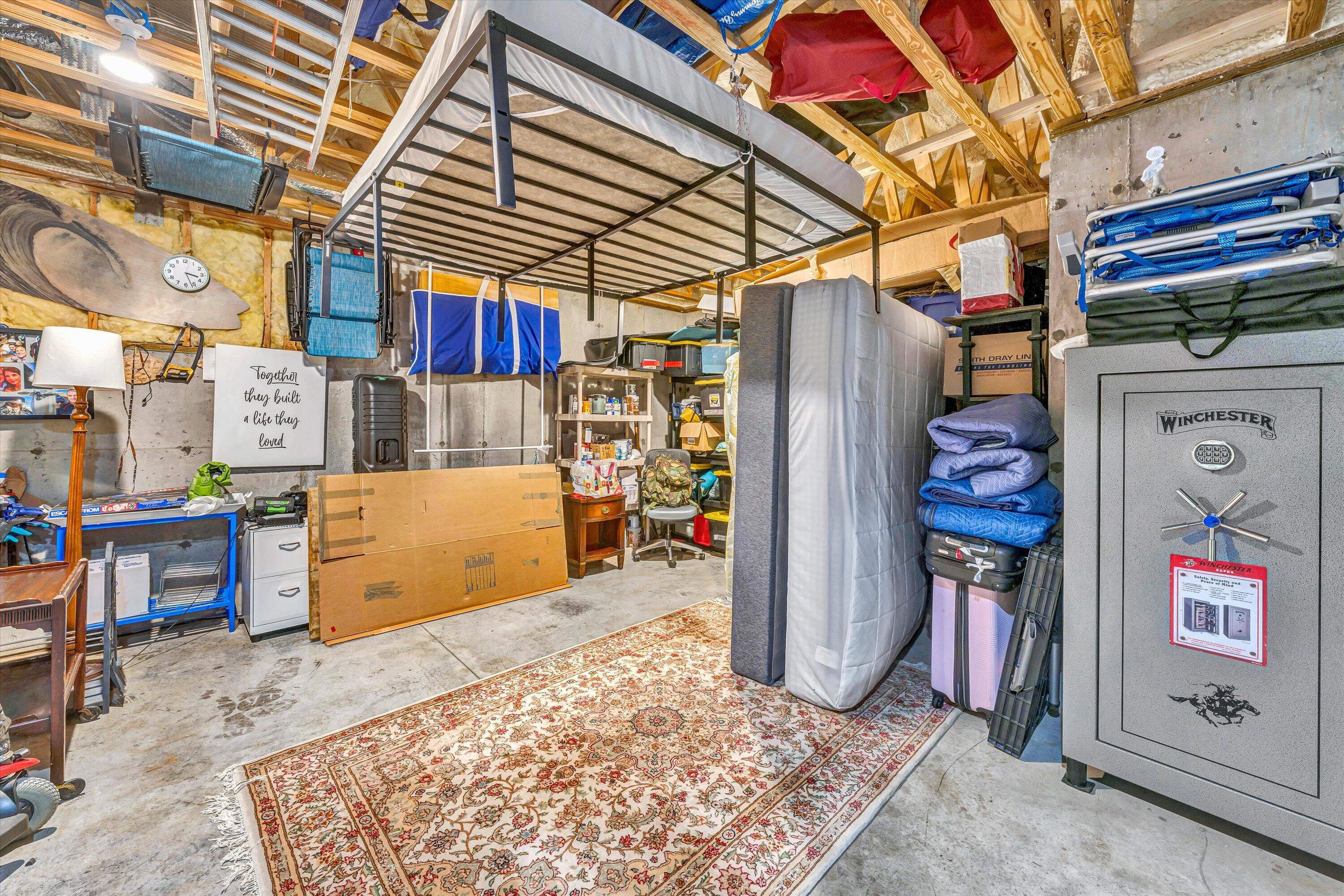 60 Westridge LN