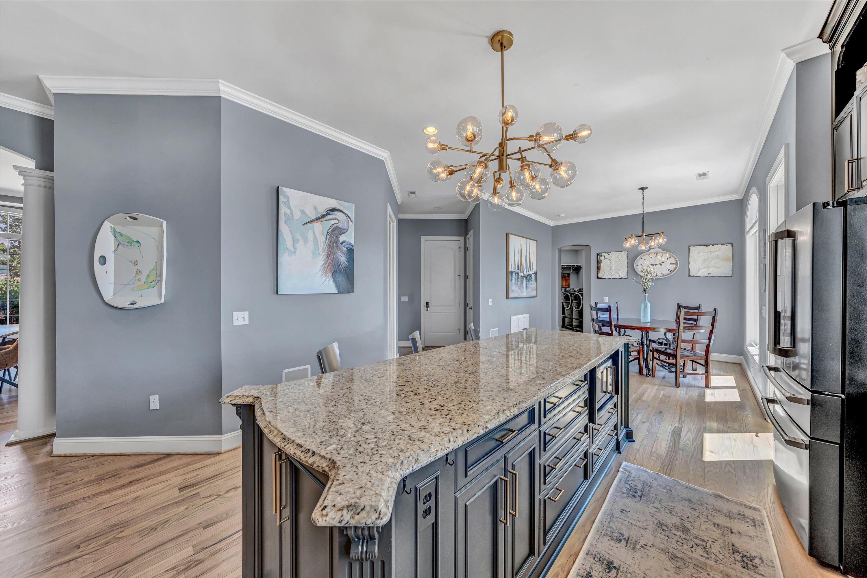 60 Westridge LN
