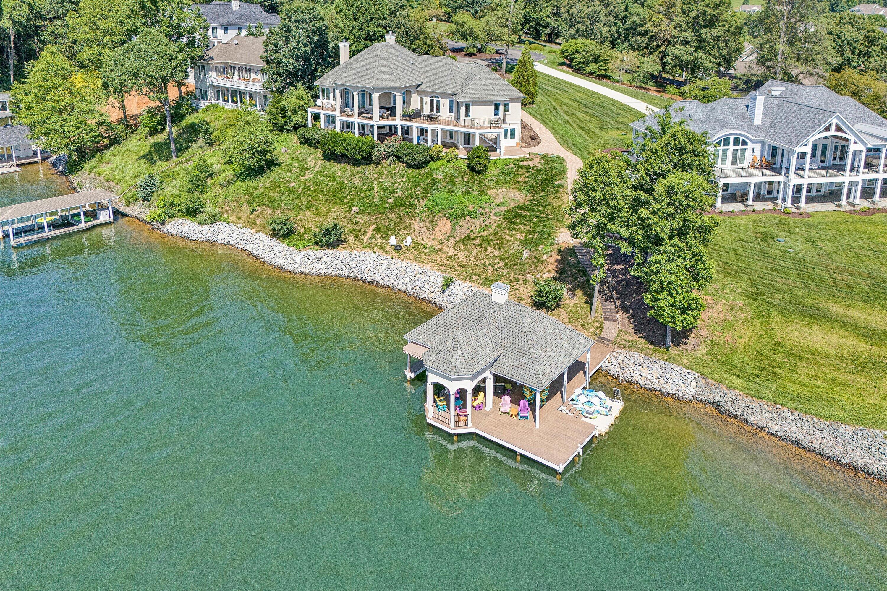 60 Westridge LN
