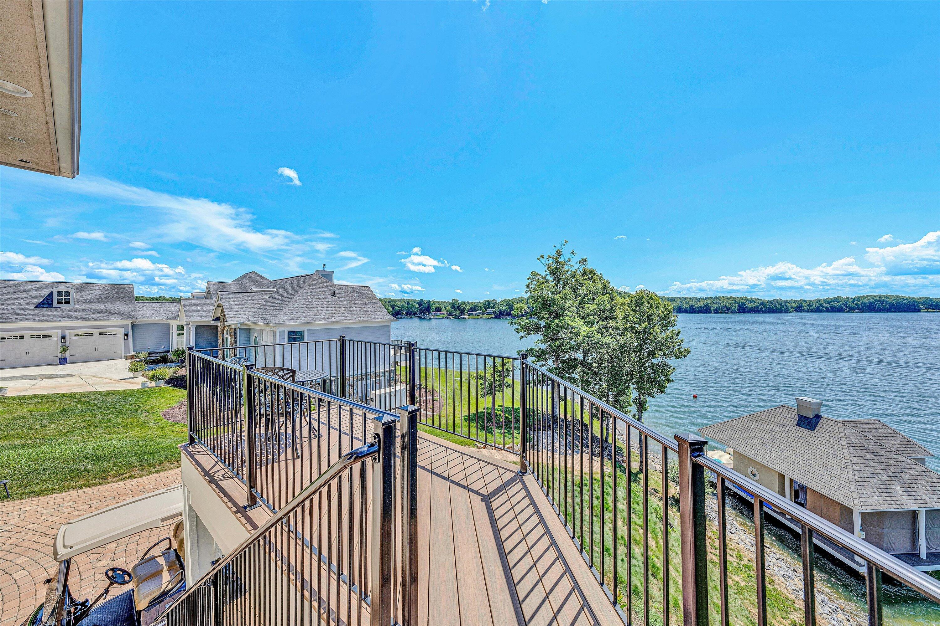 60 Westridge LN
