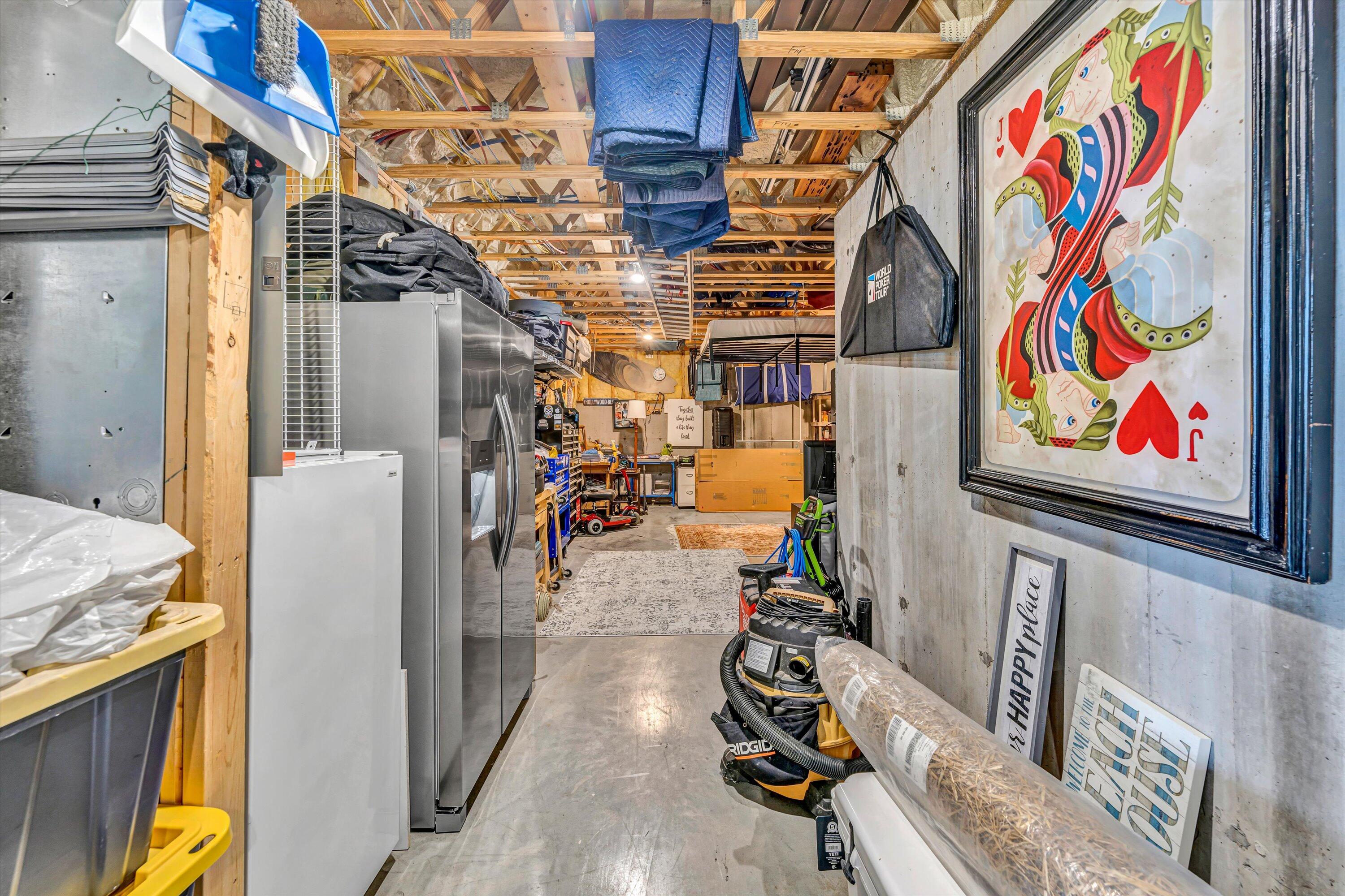 60 Westridge LN