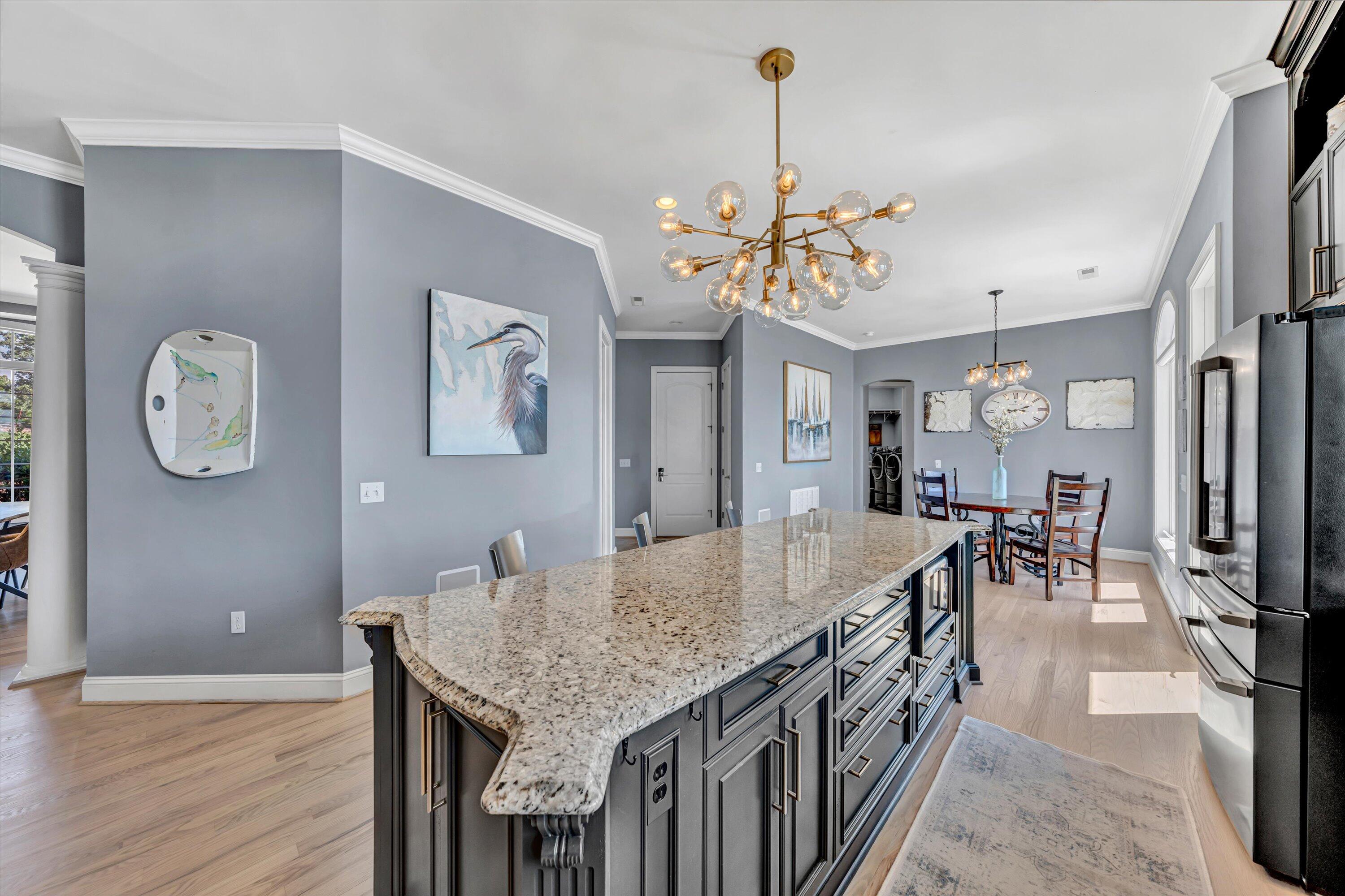 60 Westridge LN