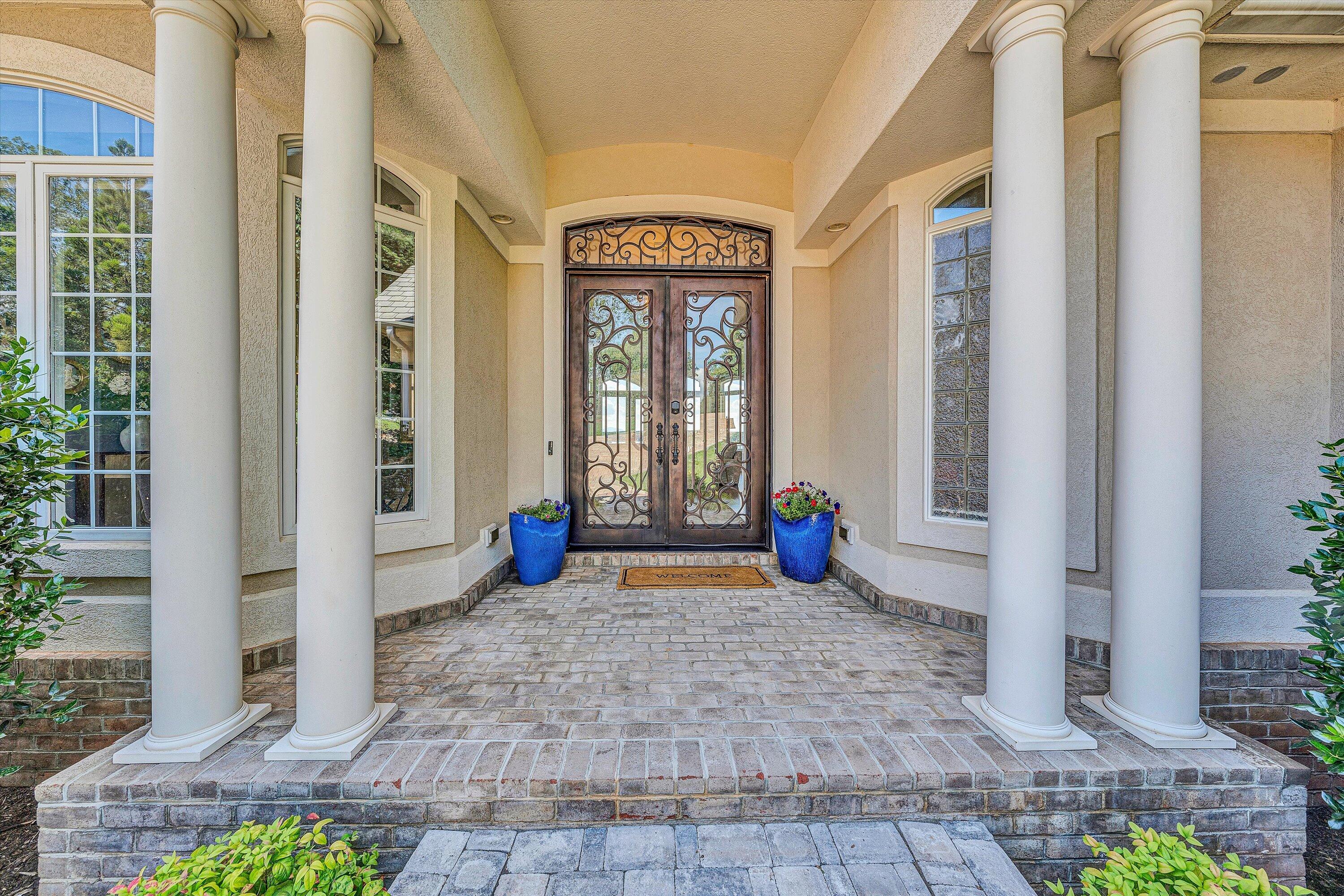 60 Westridge LN
