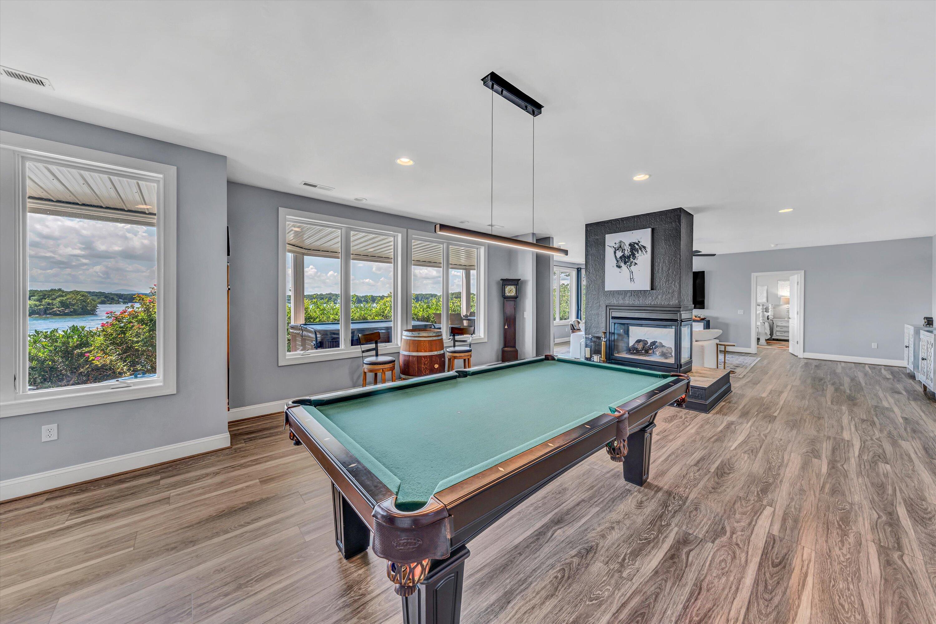 60 Westridge LN