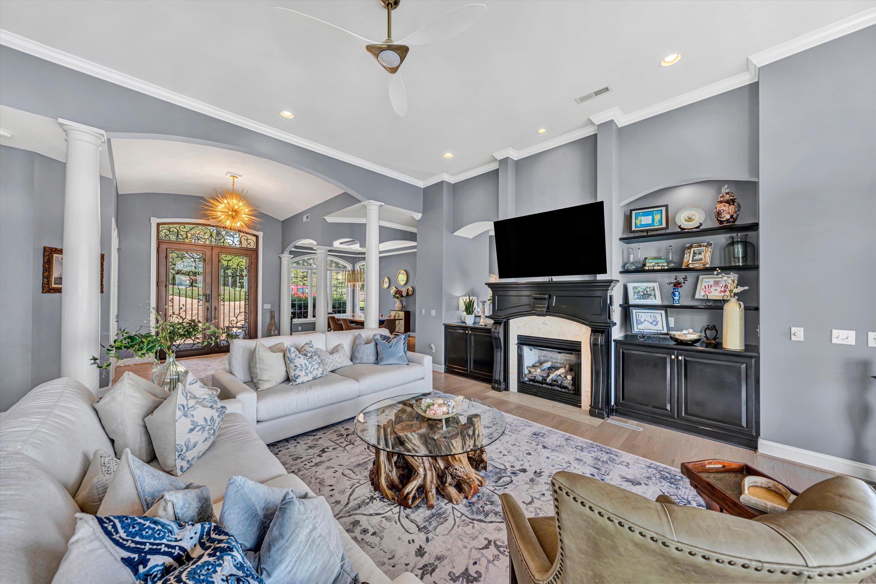 60 Westridge LN