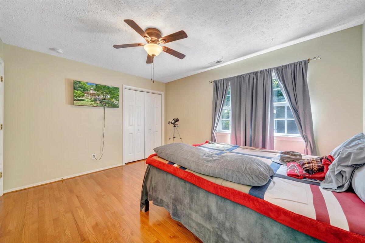 2880 Garden City BLVD SE