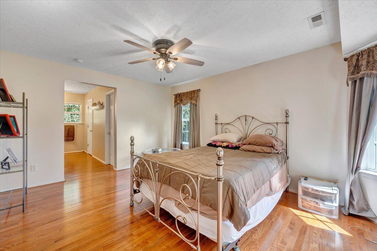 2880 Garden City BLVD SE