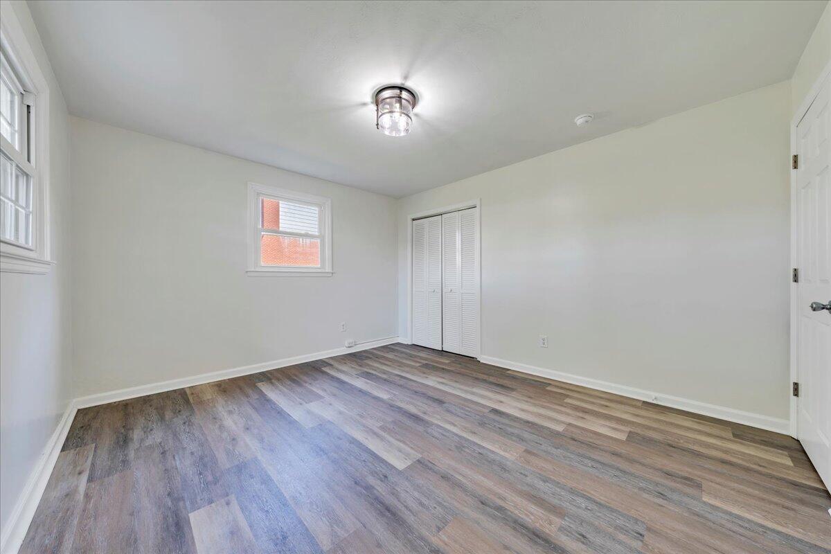 1331 Rainbow Forest DR