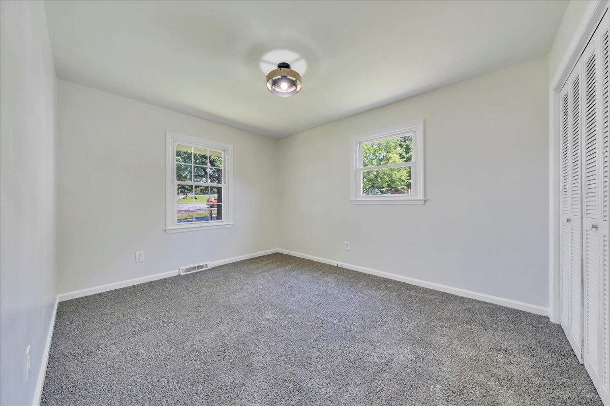 1331 Rainbow Forest DR