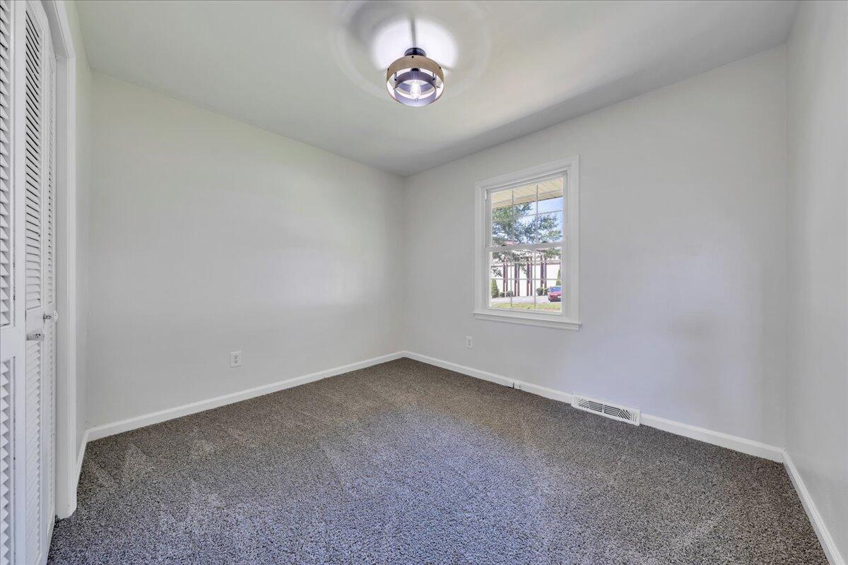 1331 Rainbow Forest DR