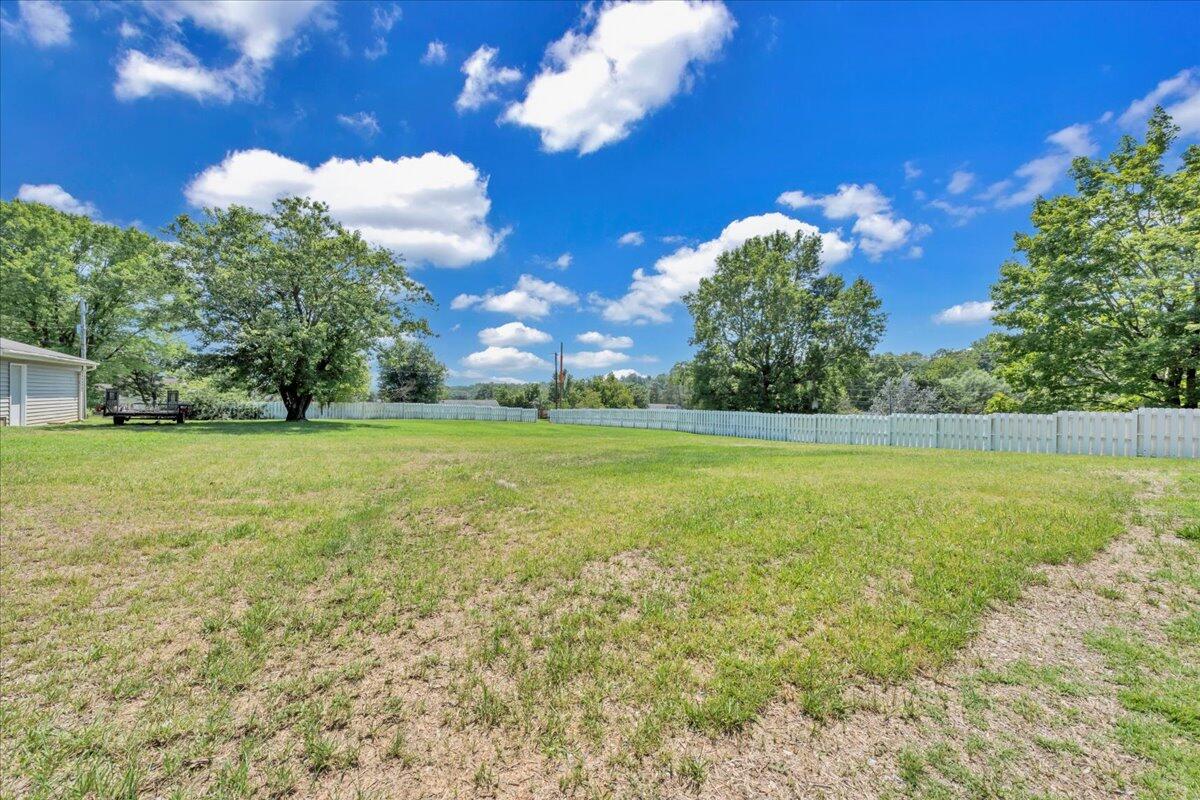 1331 Rainbow Forest DR