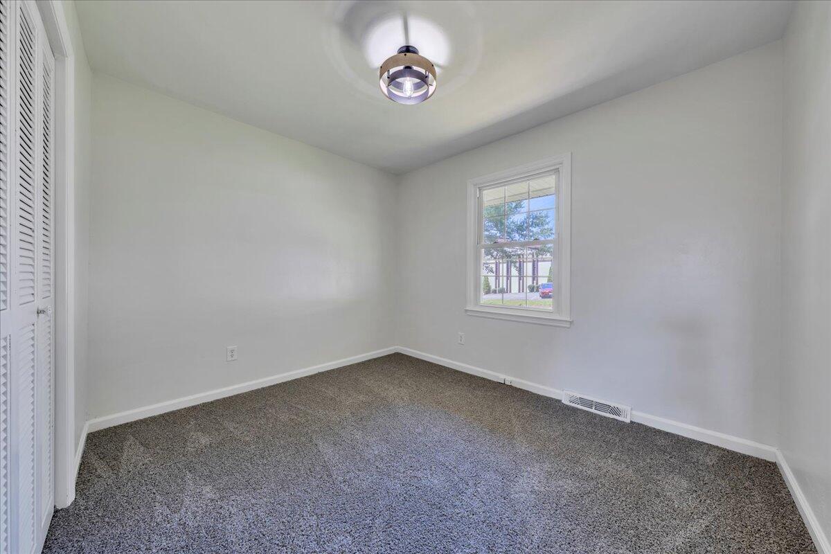 1331 Rainbow Forest DR