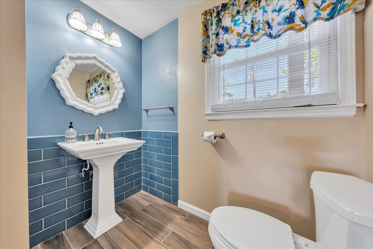 1331 Rainbow Forest DR