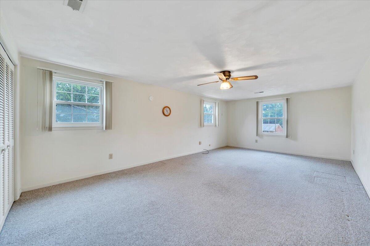 469 Ingal BLVD