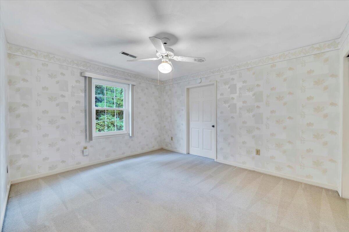 469 Ingal BLVD