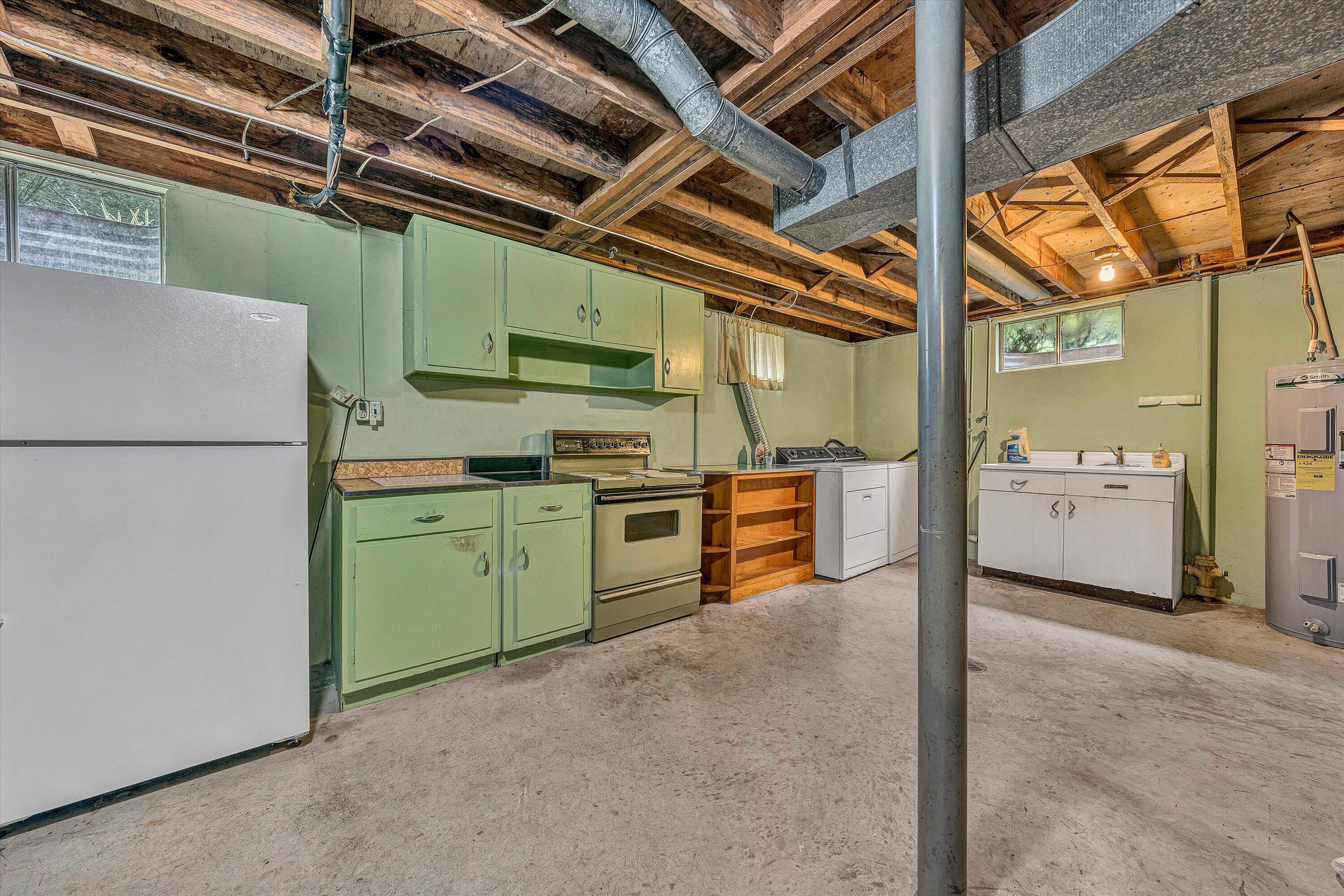 4725 Tree Top Camp RD