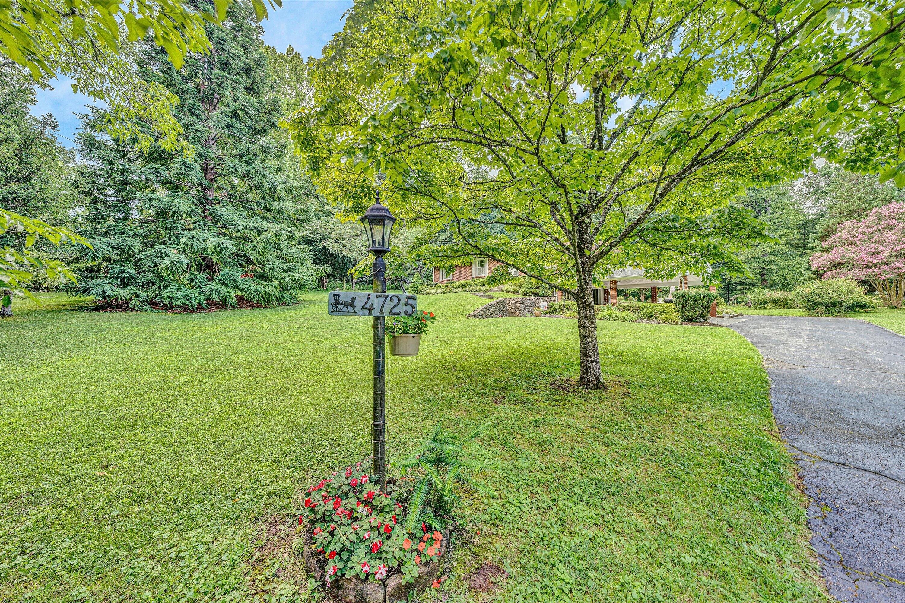 4725 Tree Top Camp RD