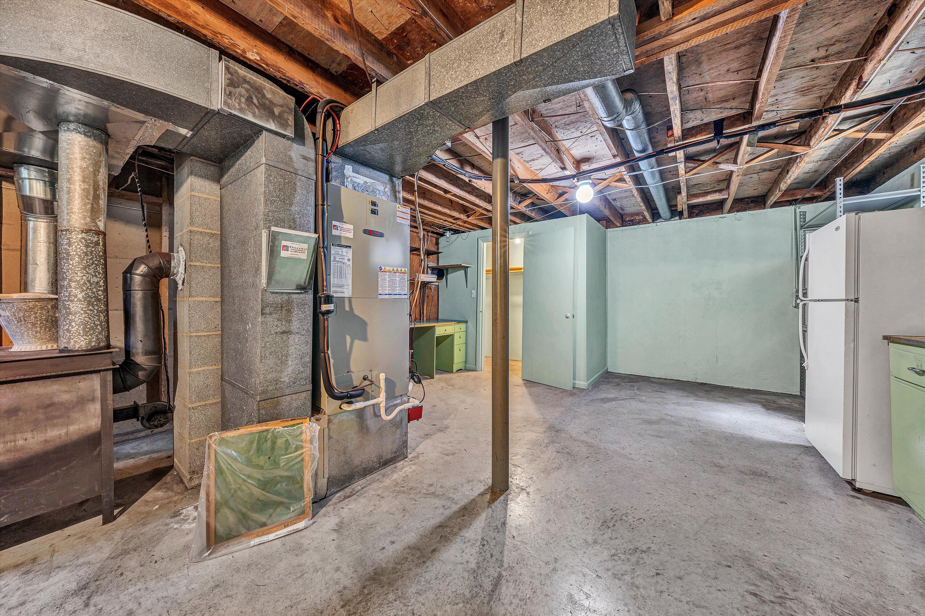 4725 Tree Top Camp RD