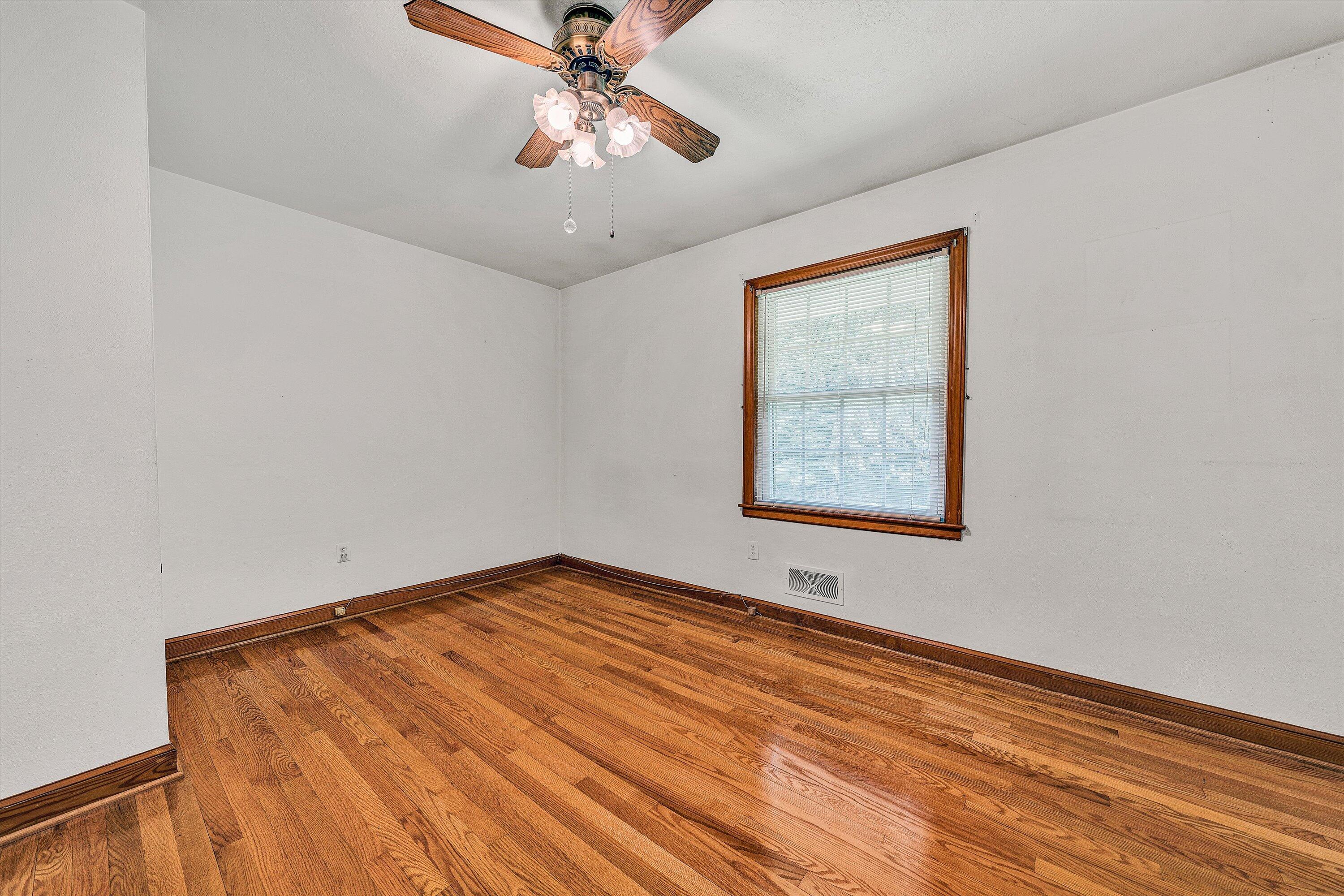 4725 Tree Top Camp RD