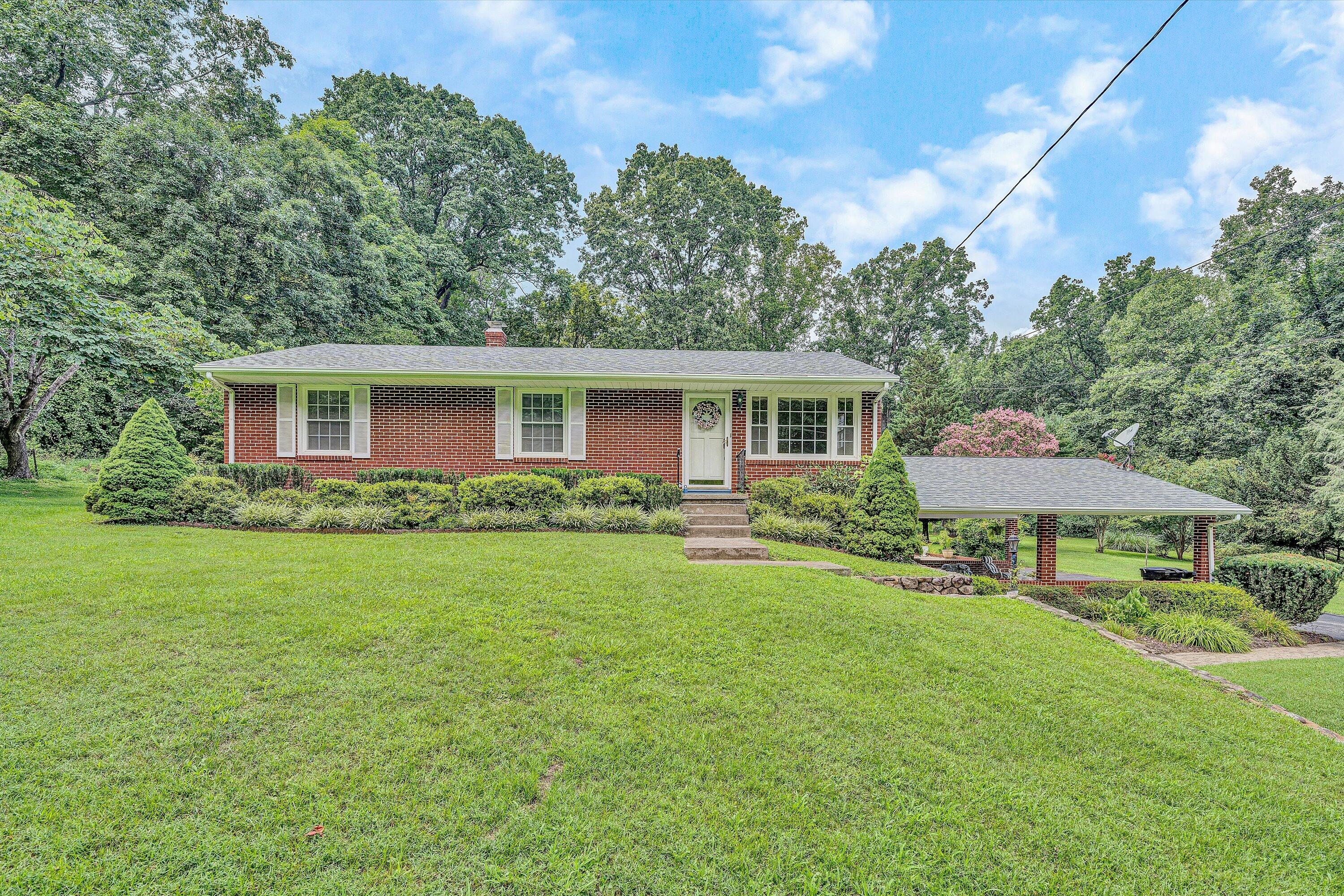 4725 Tree Top Camp RD