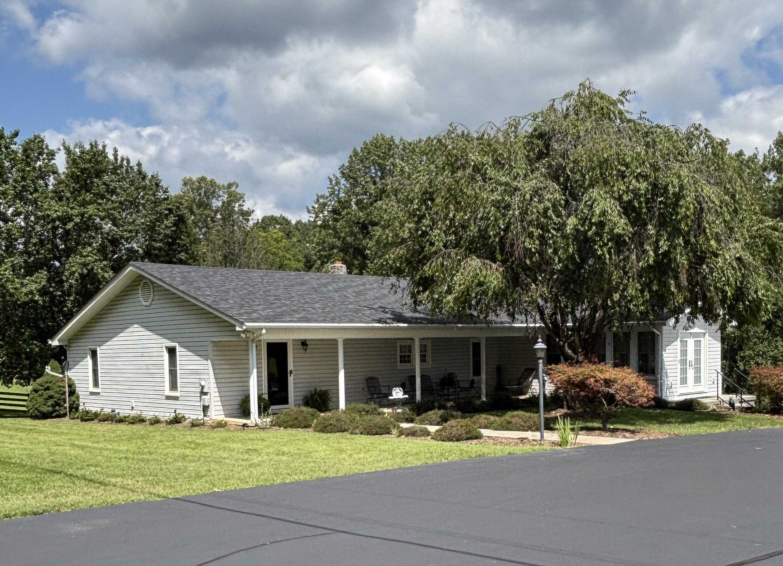1235 Rock Spring RD