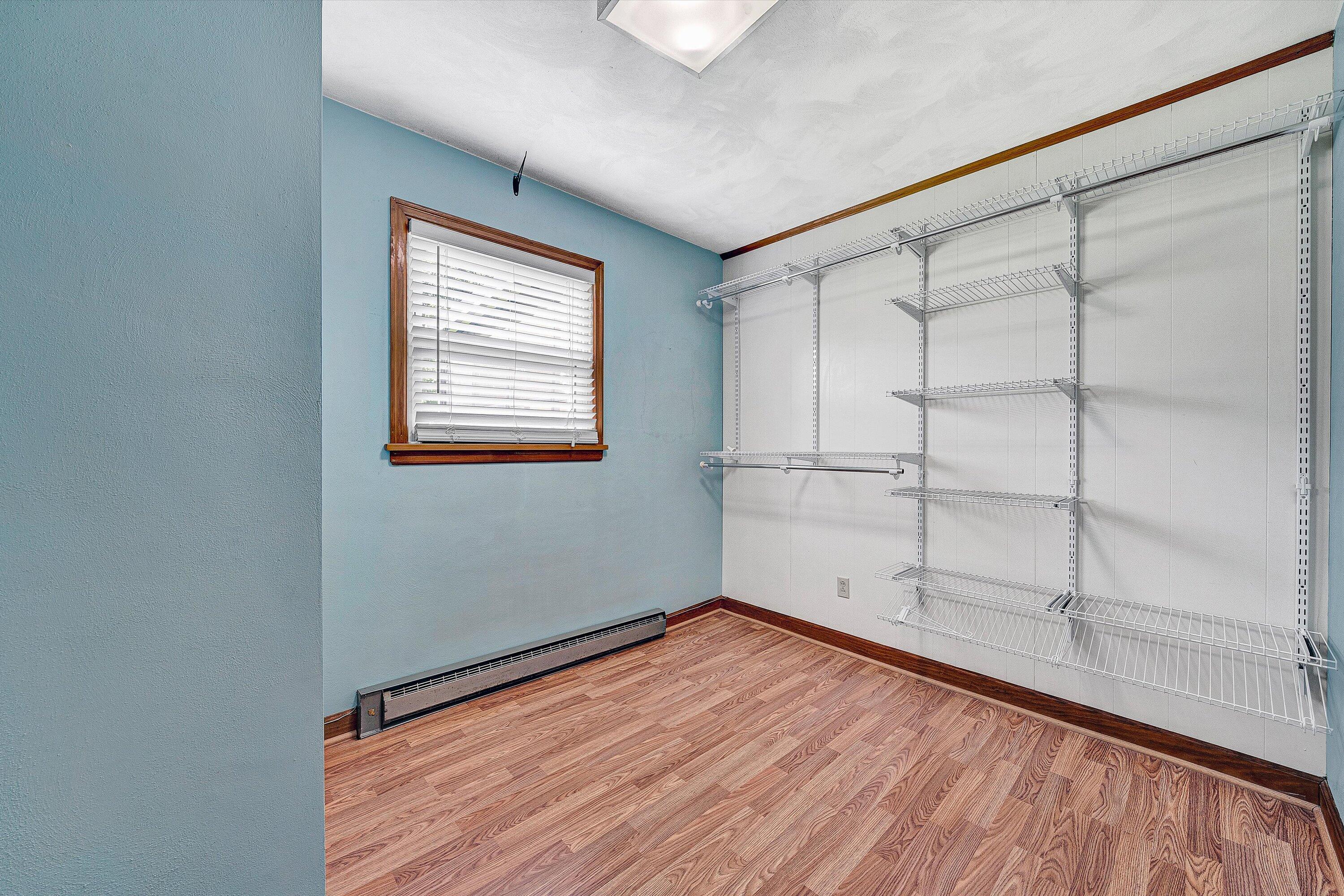 1403 Azalea ST