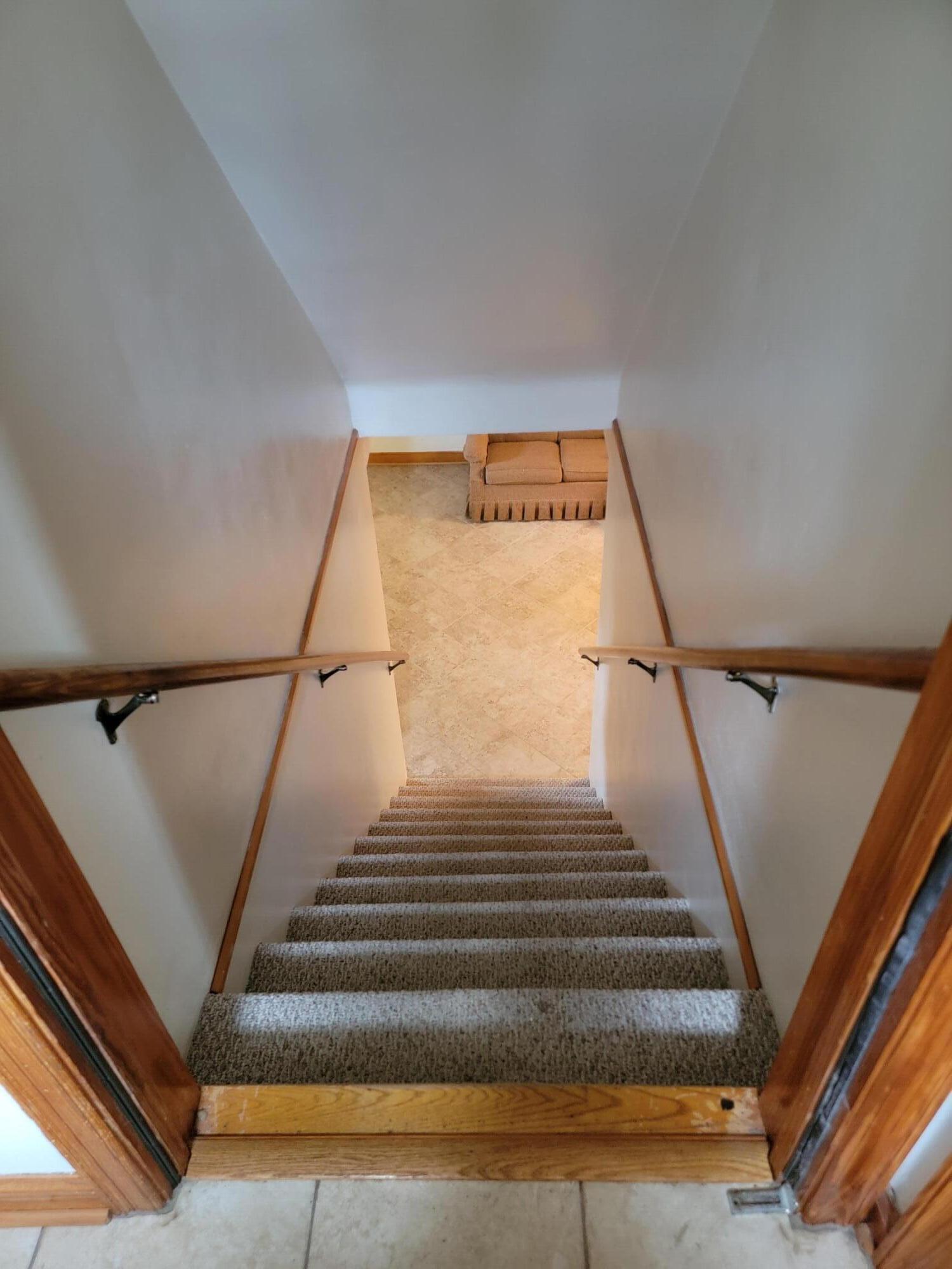 227 W Carrollton AVE