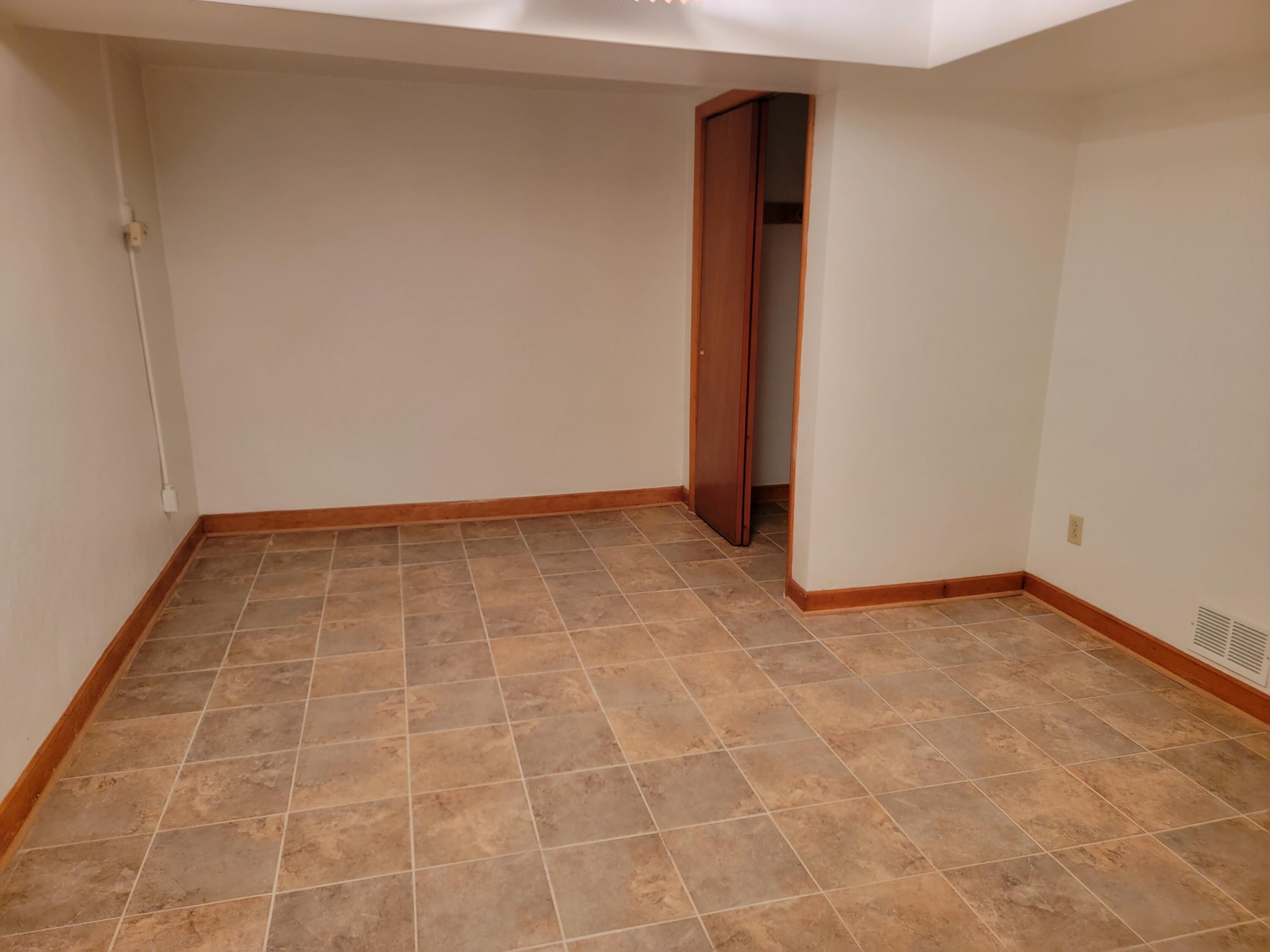 227 W Carrollton AVE