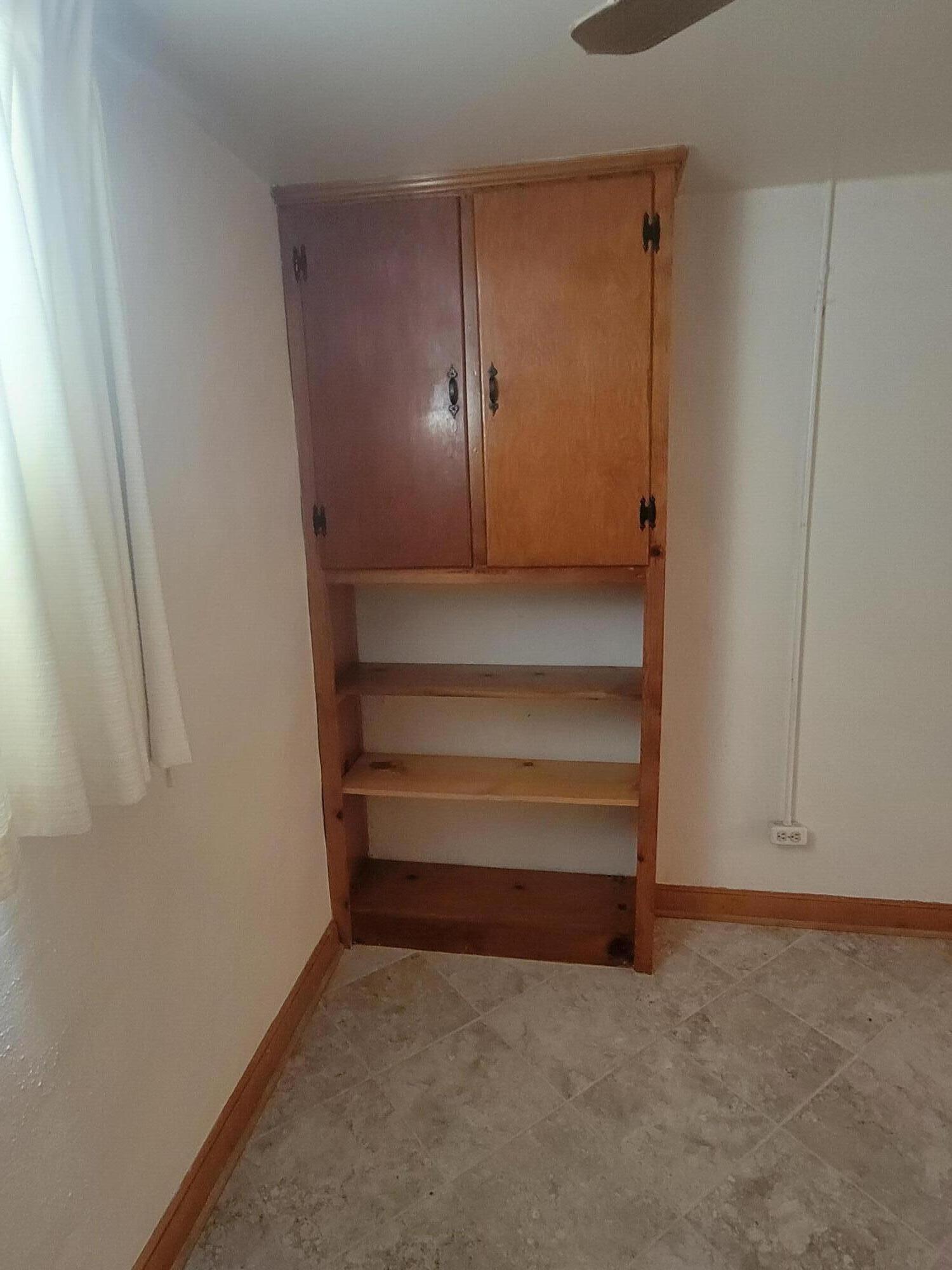 227 W Carrollton AVE