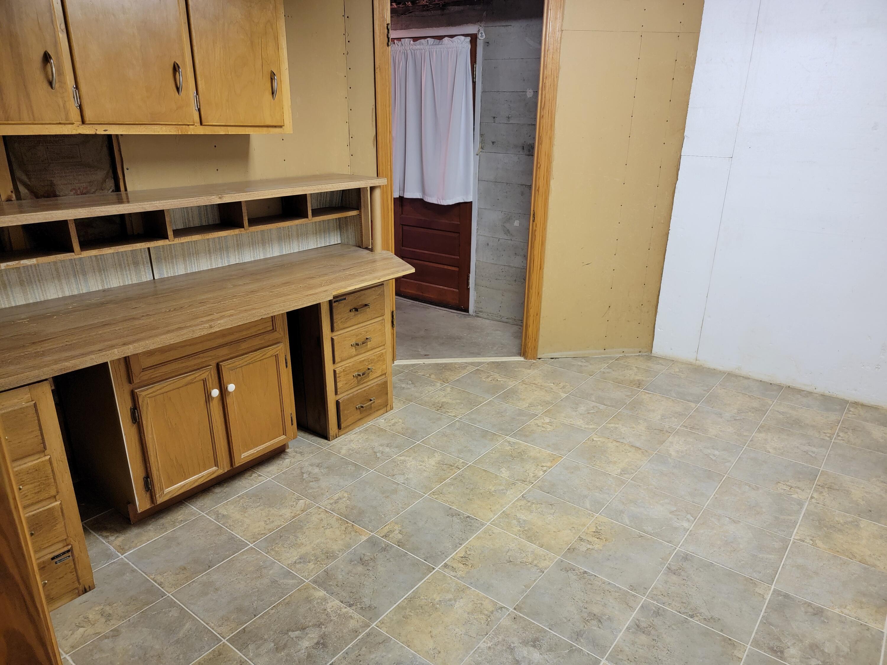 227 W Carrollton AVE