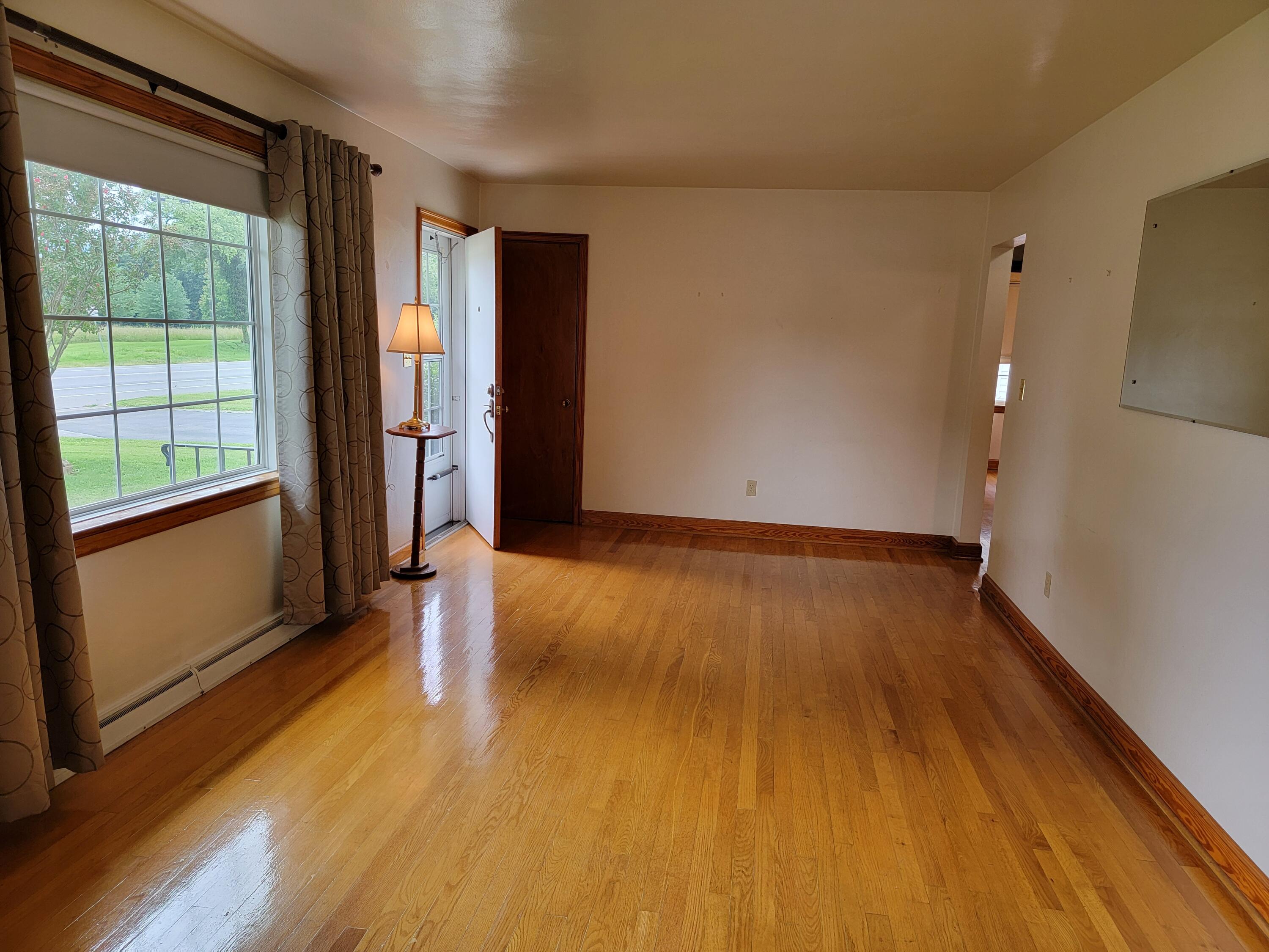 227 W Carrollton AVE