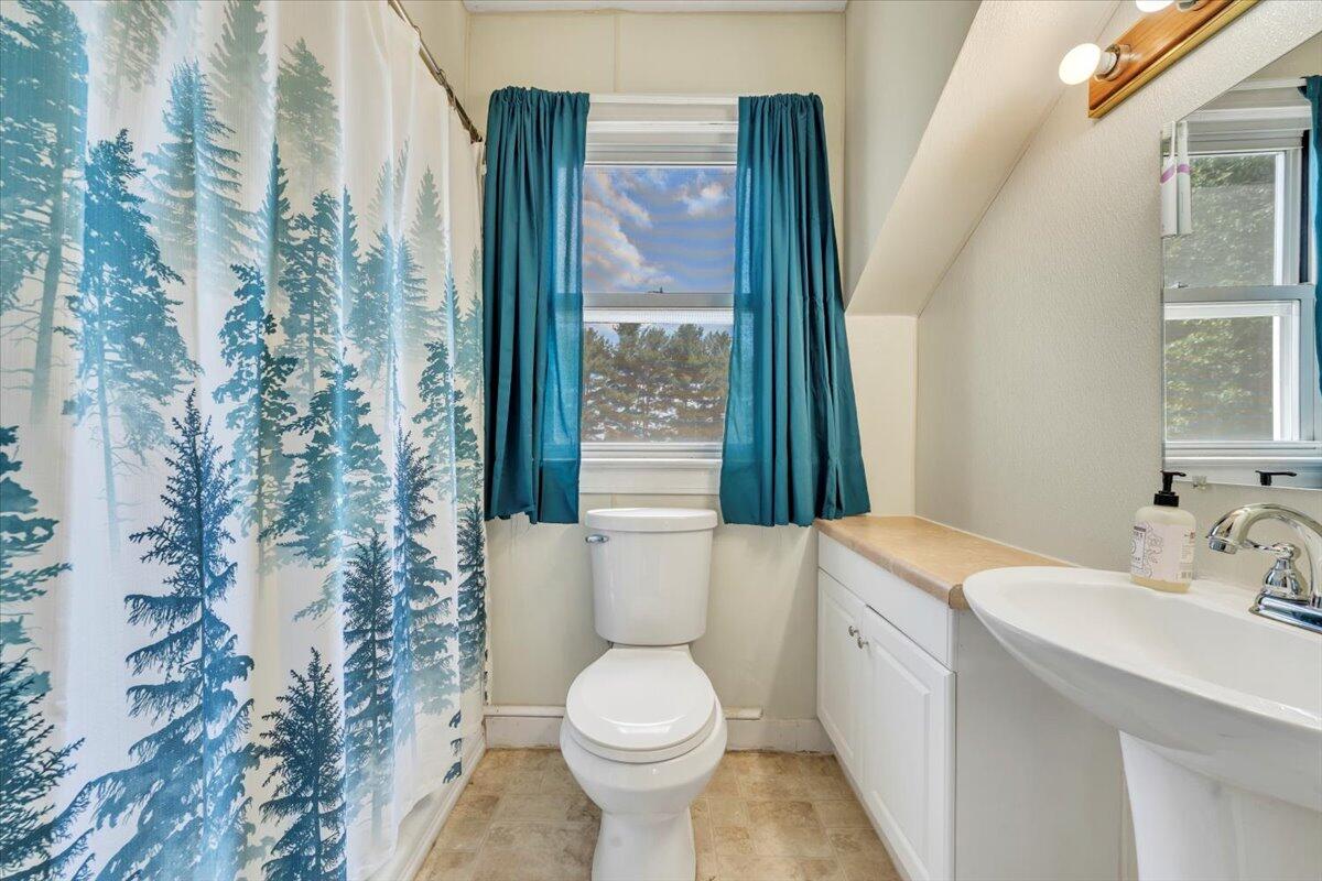 1500 Chatham Heights RD