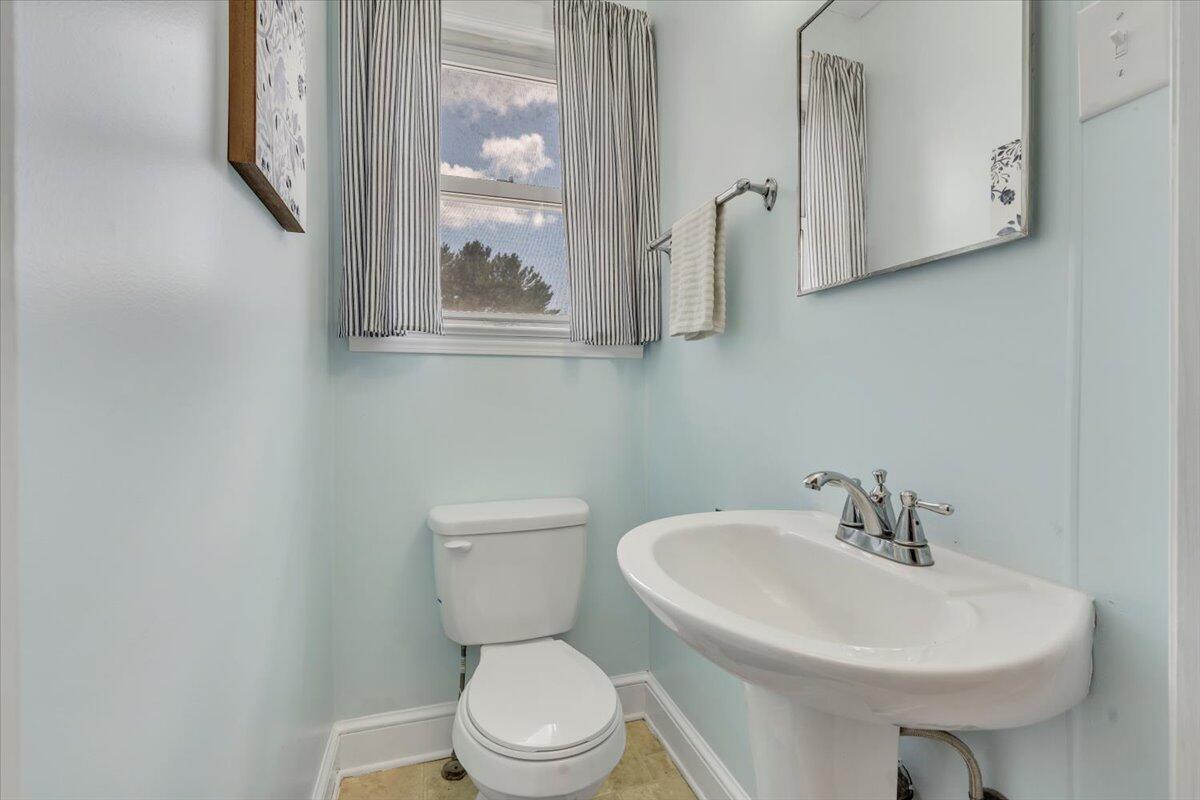 1500 Chatham Heights RD