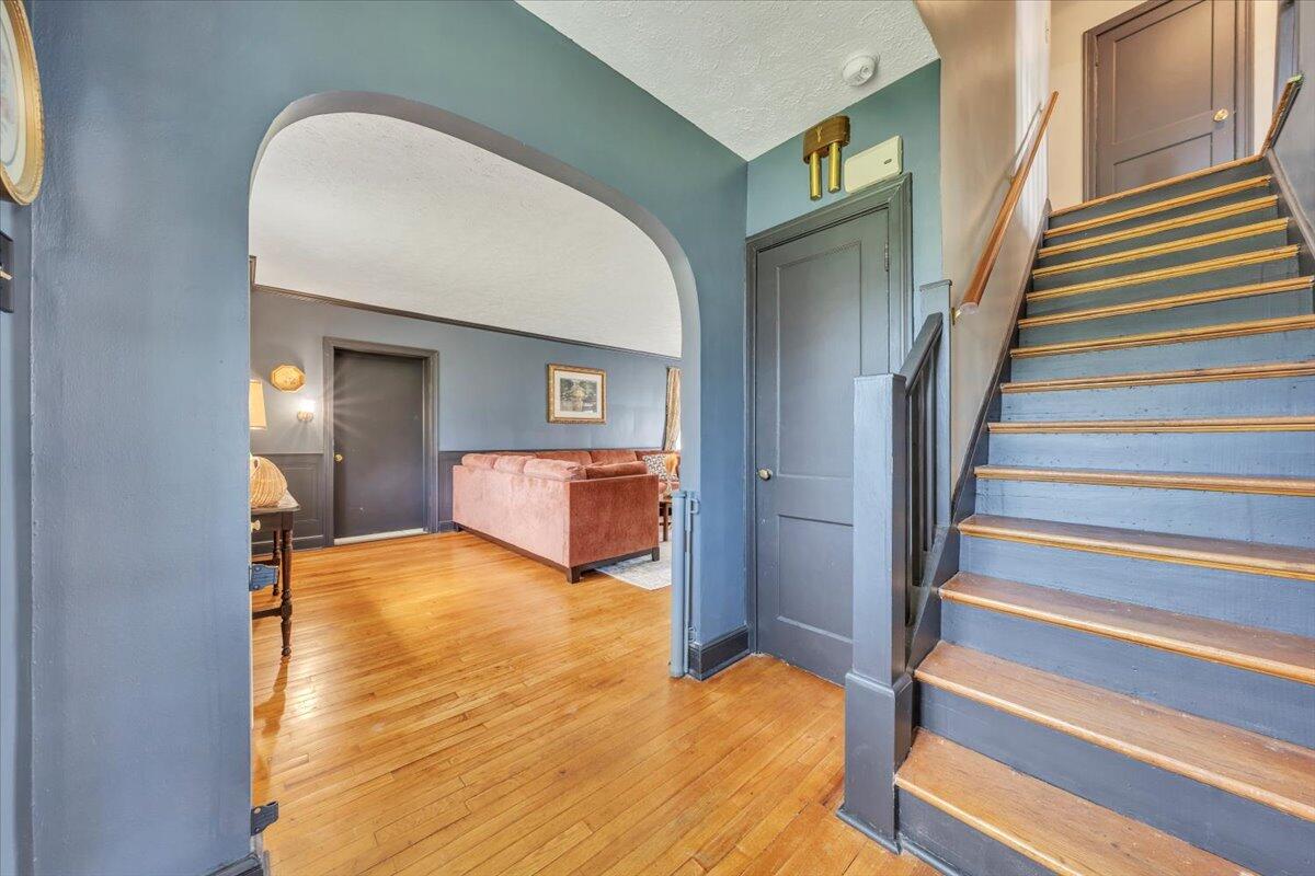 1500 Chatham Heights RD