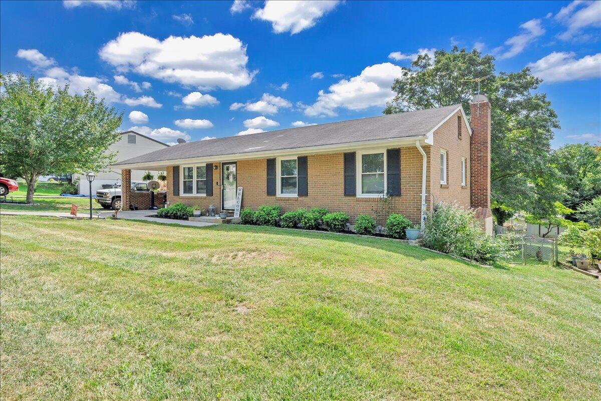 3077 Woodway RD