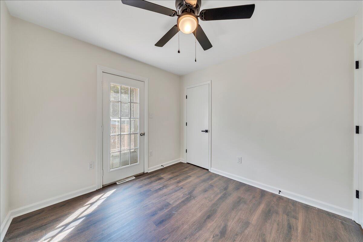 719 Estates RD SE