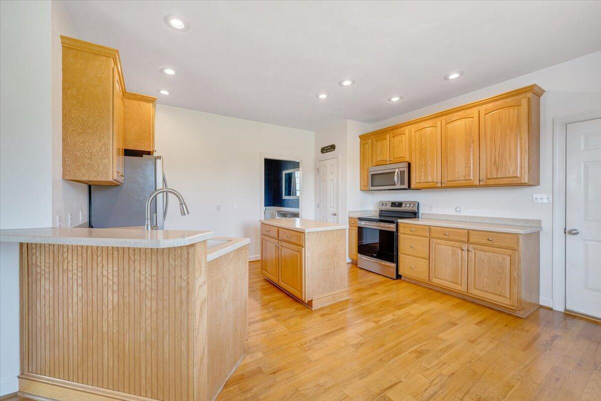 66 Goad RD