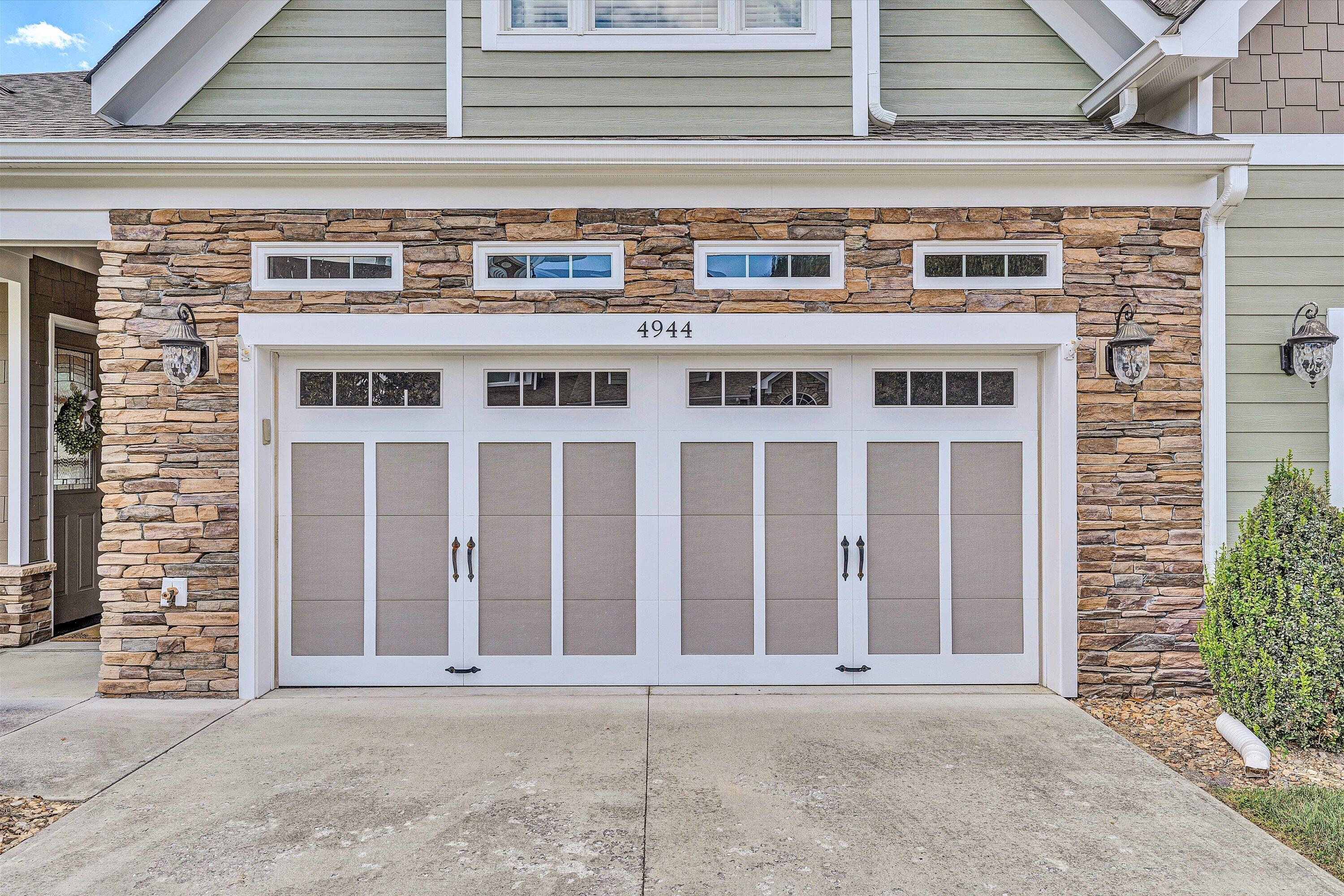 4944 Towne DR
