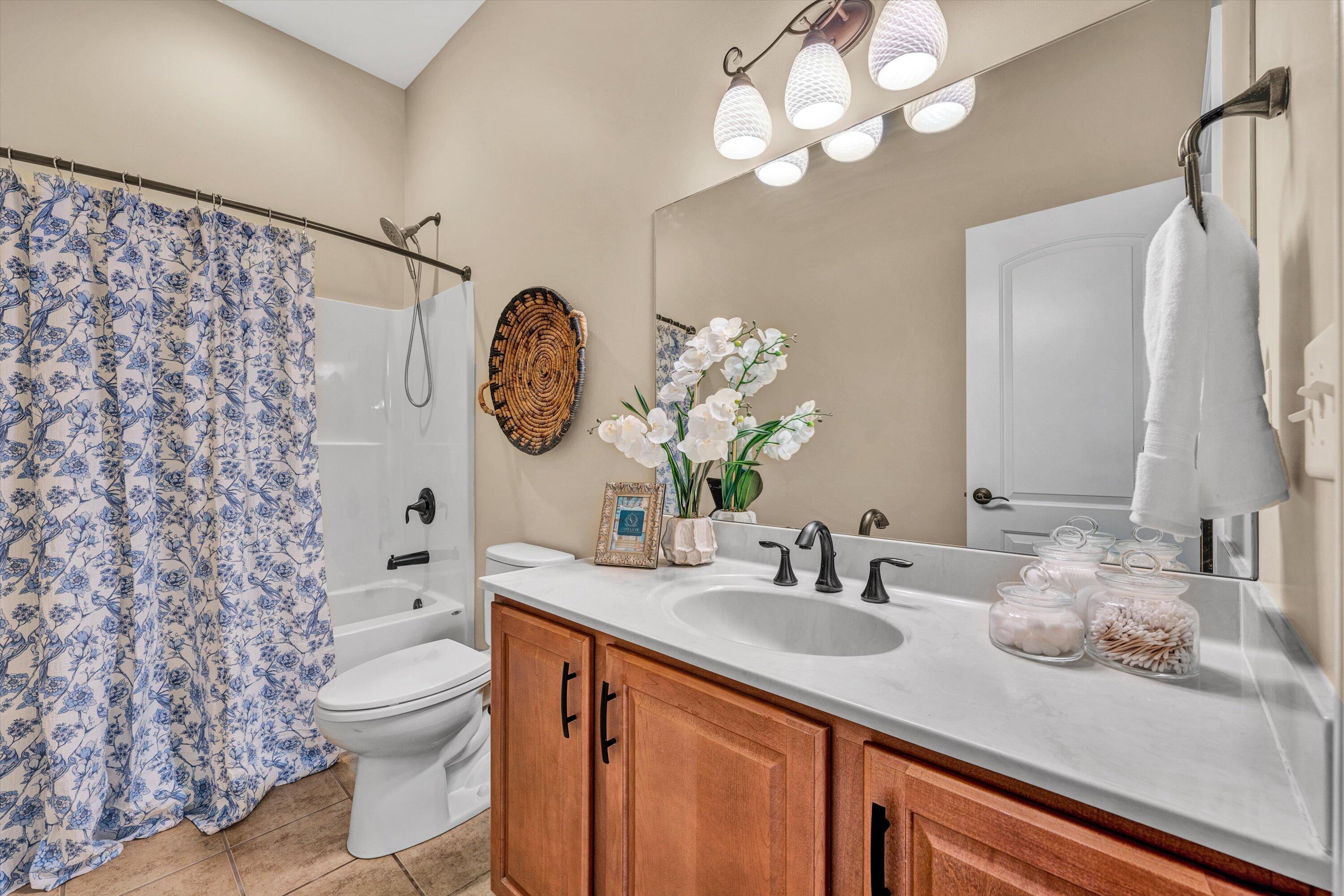 4944 Towne DR