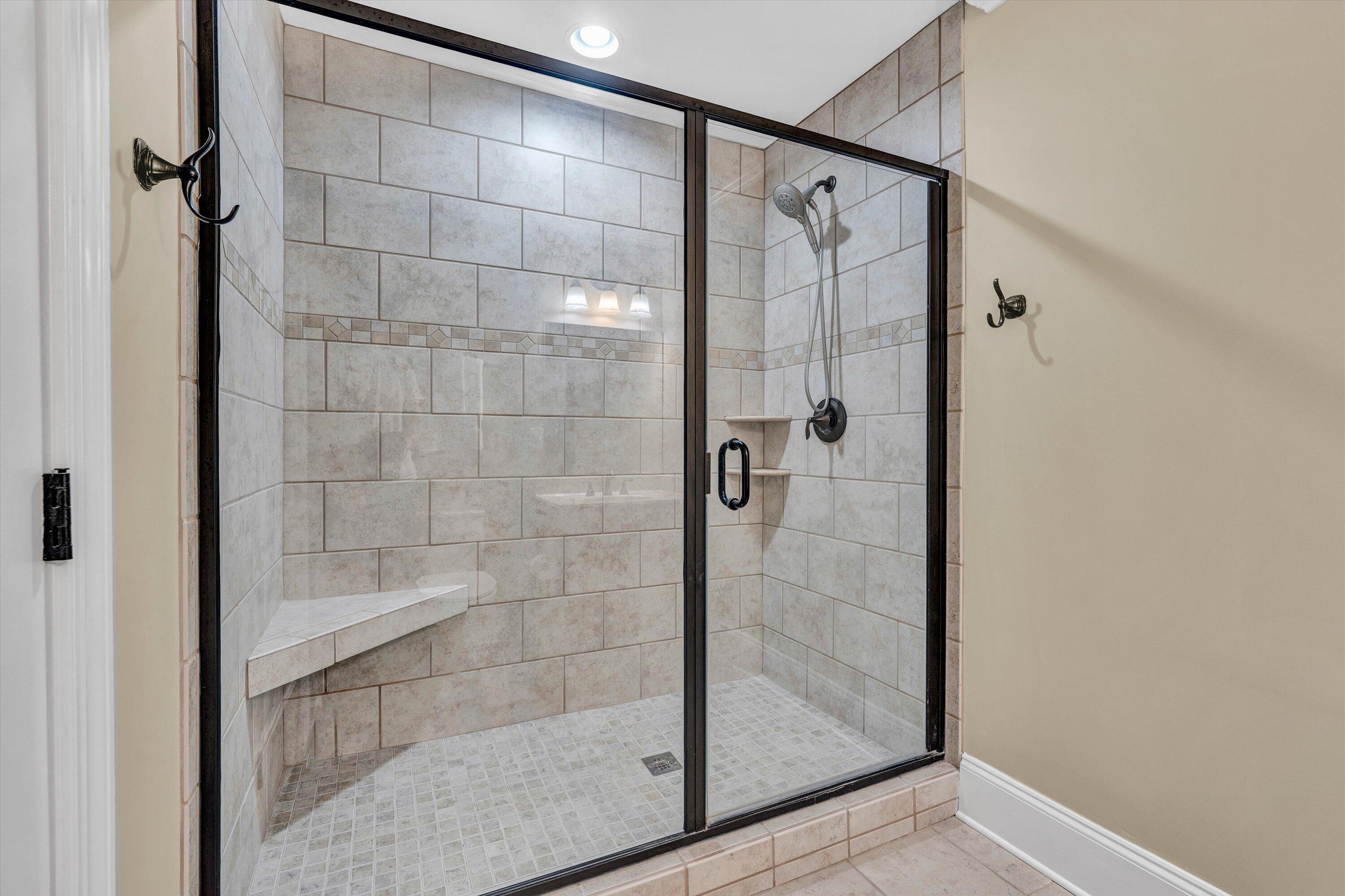 4944 Towne DR