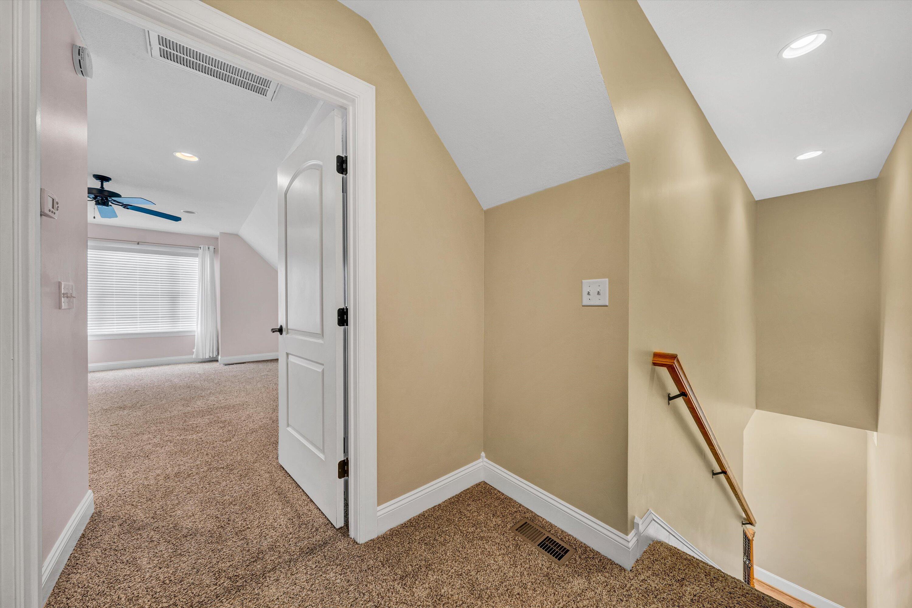 4944 Towne DR