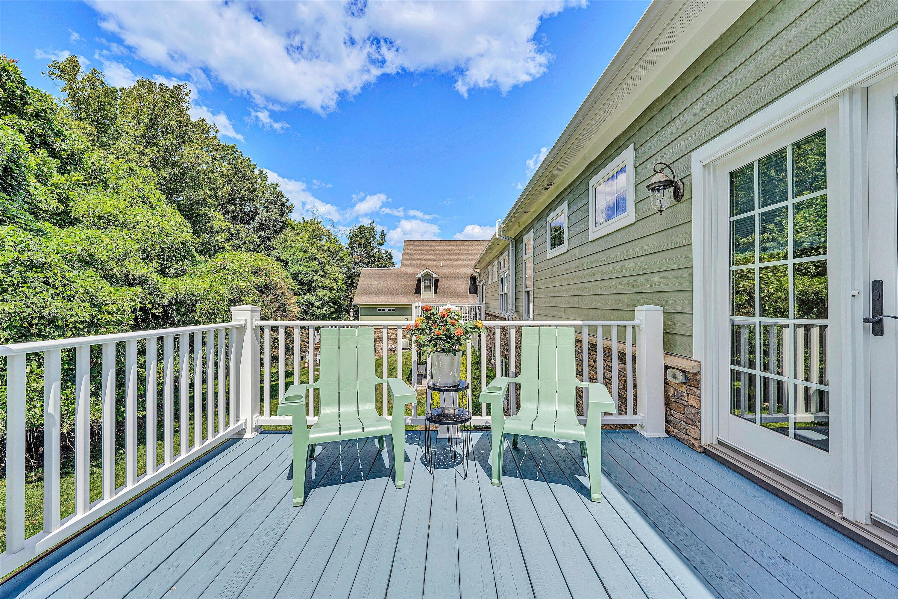 4944 Towne DR