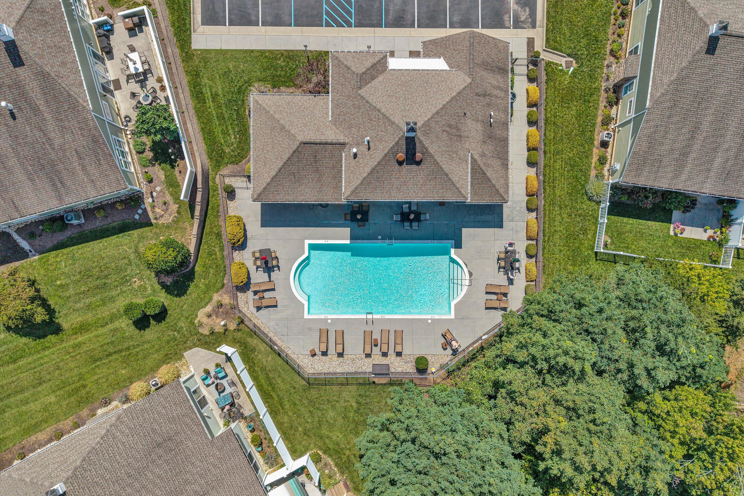4944 Towne DR