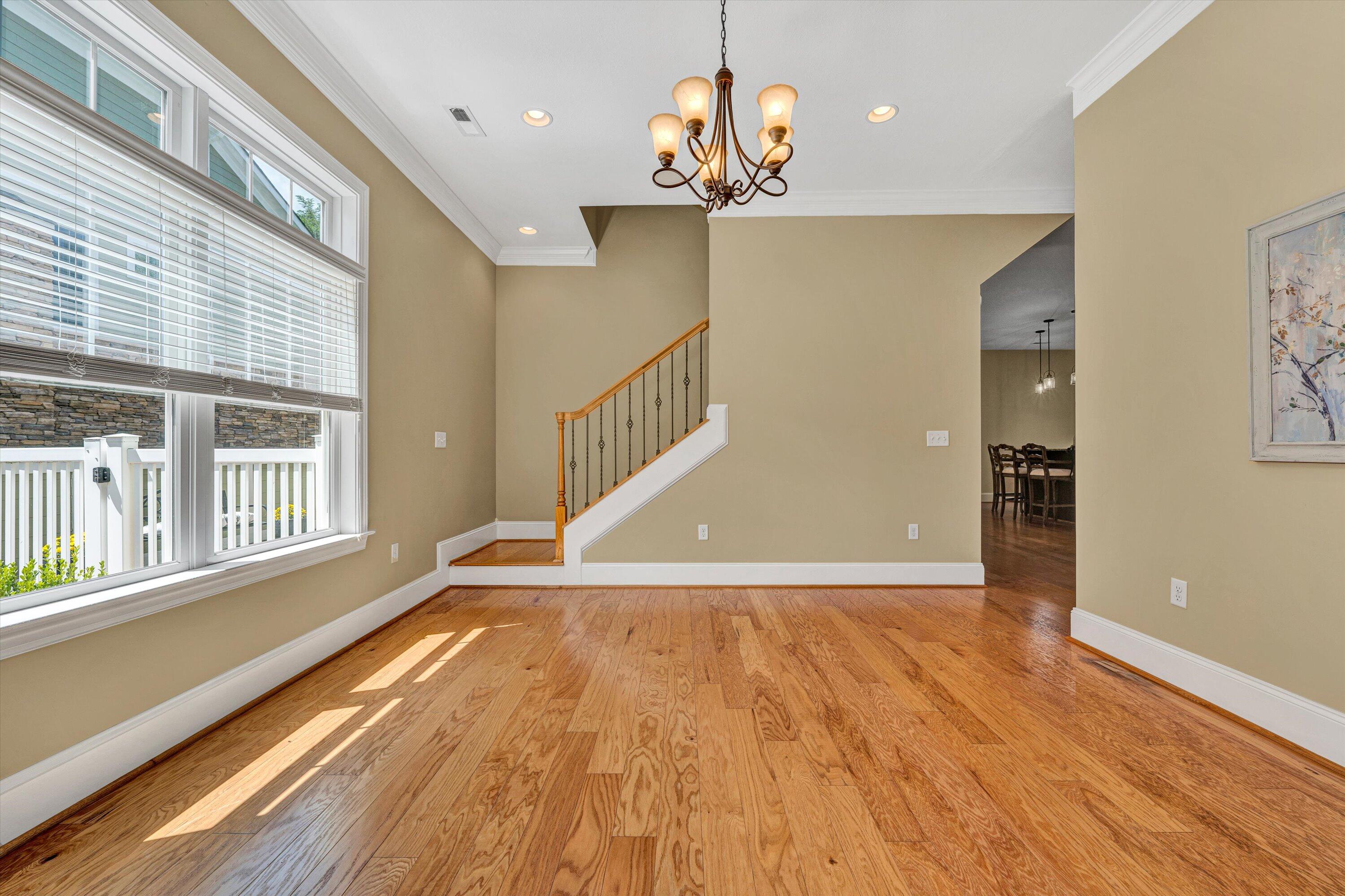 4944 Towne DR
