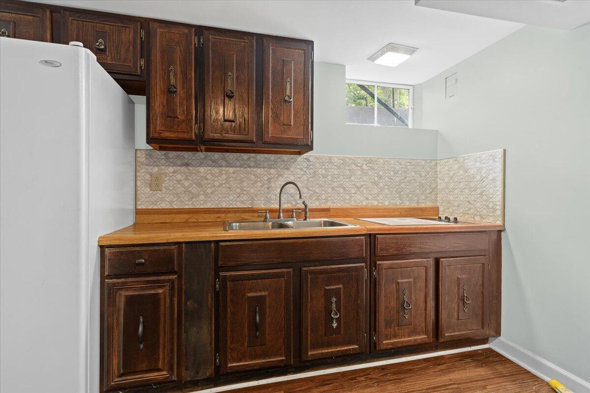 1019 Silverwood RD NW